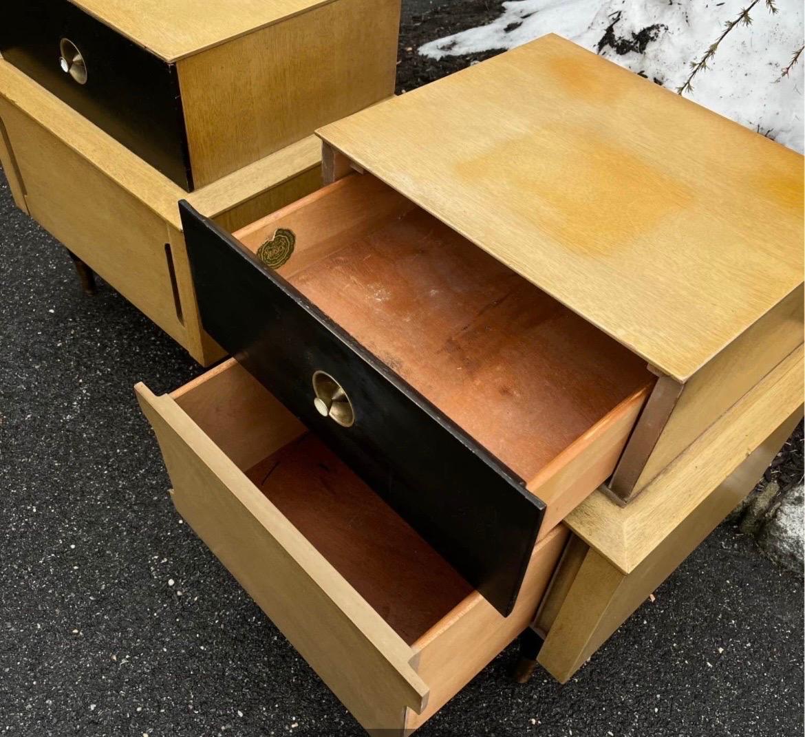 Tables de nuit Vintage Mid Century par Basic Witz en vente 1