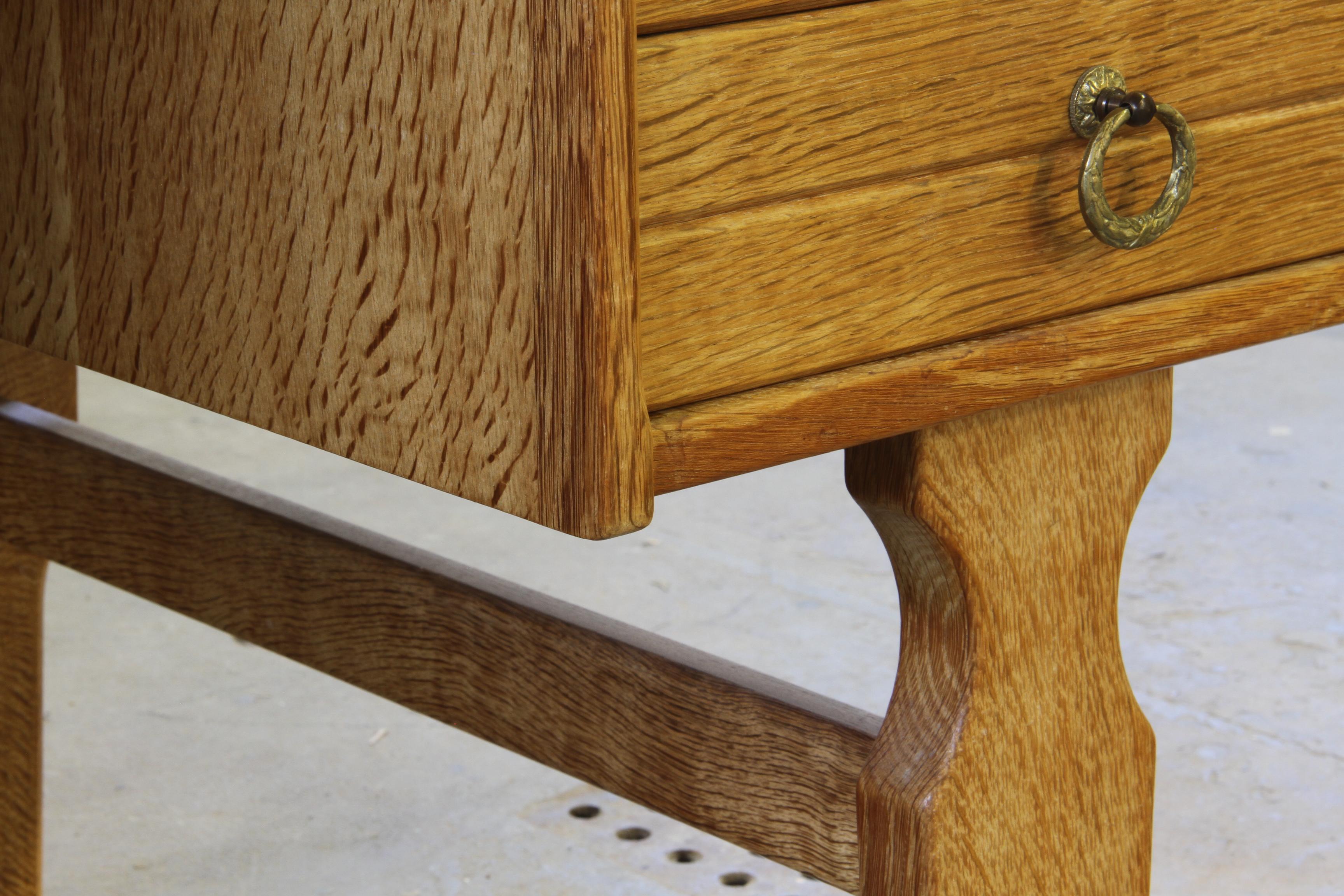 Vintage Mid-Century Oak Writing Desk with 6 Drawers, Open Back, Kjærnulf style. in vendita 3