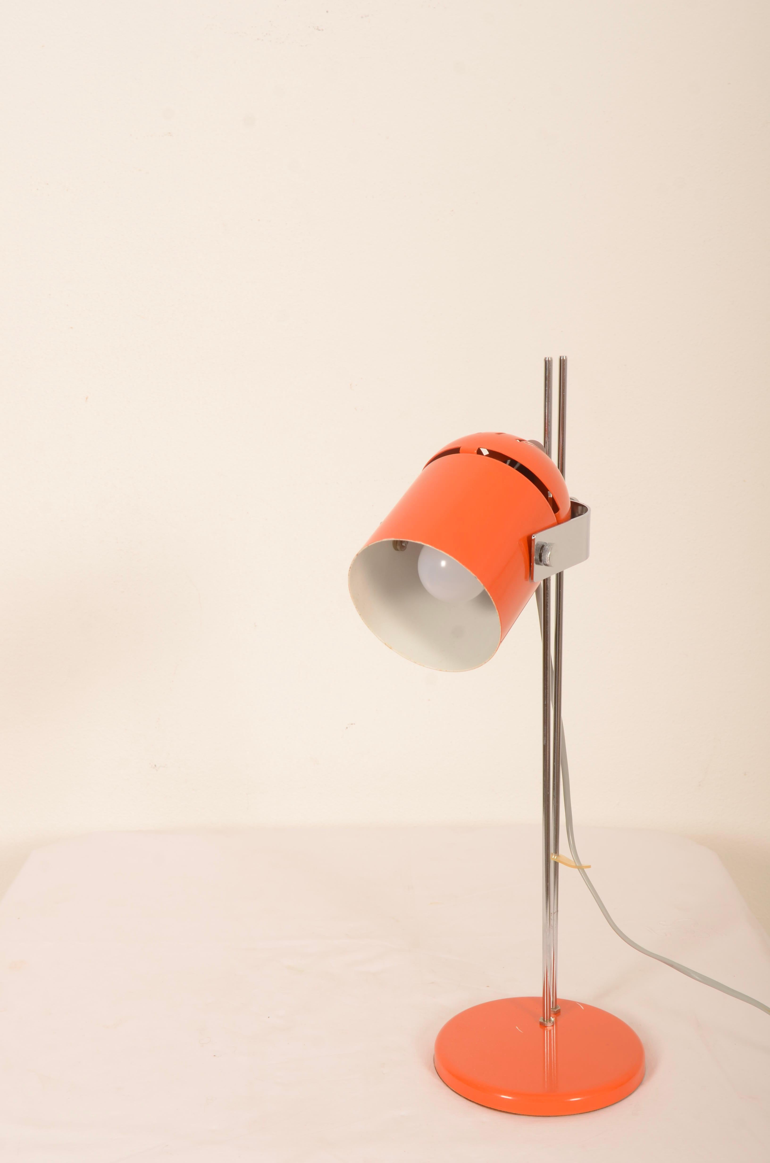 Orange Mid-Century-Tischlampe, Vintage (Gemalt) im Angebot