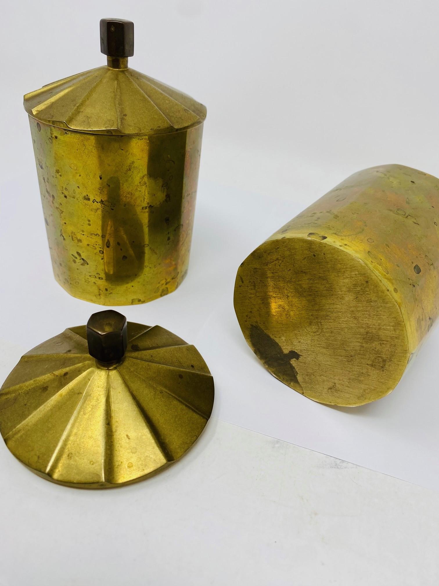 Vintage Mid-Century Pair of Brass Canisters For Sale 2
