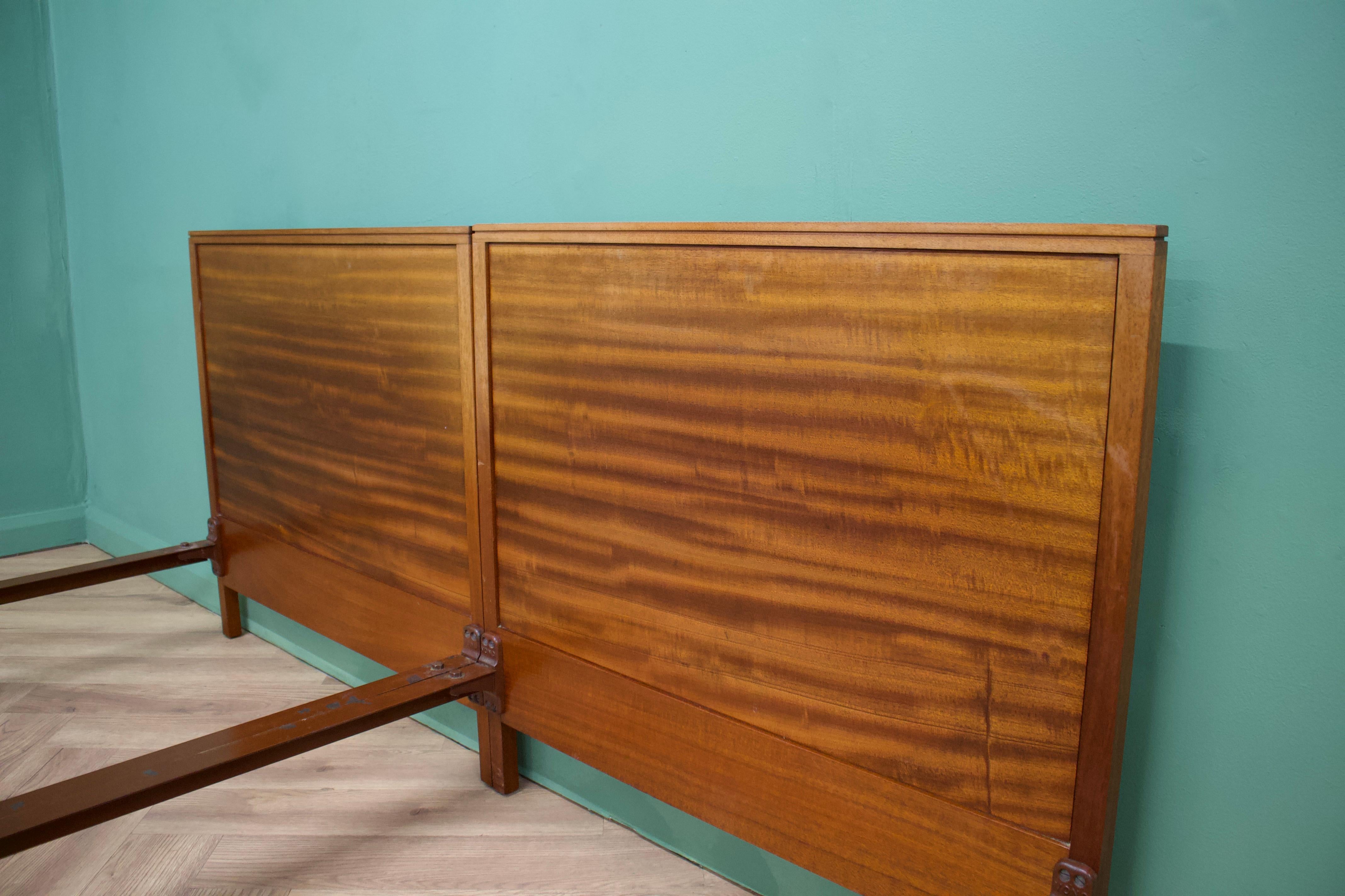 Vintage Mid Century Pair Single Beds by Loughborough for Heals, 1950s In Good Condition For Sale In South Shields, GB