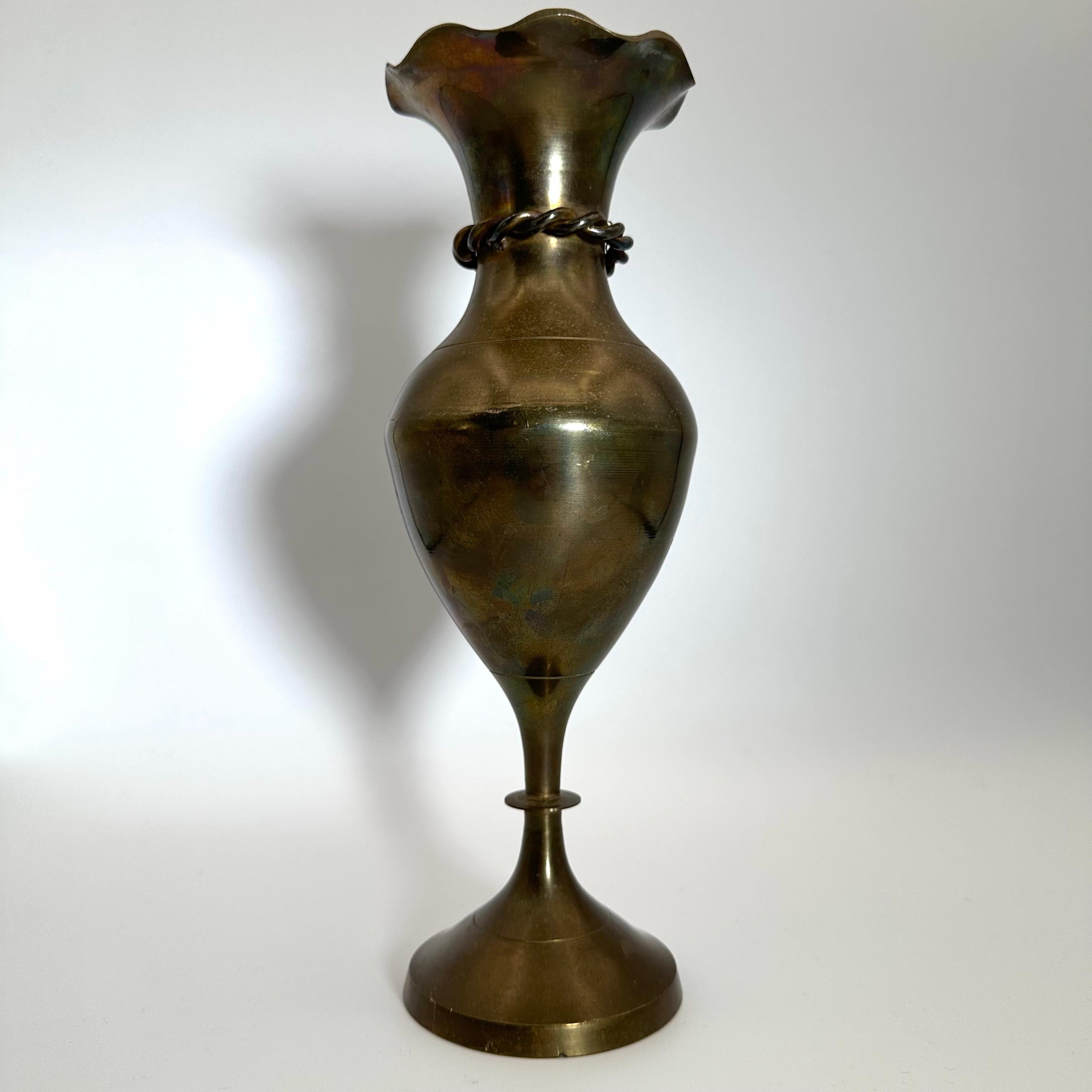 Vintage Mid Century Patinated Brass Vase with Scalloped Top and Rope Detail  For Sale 2