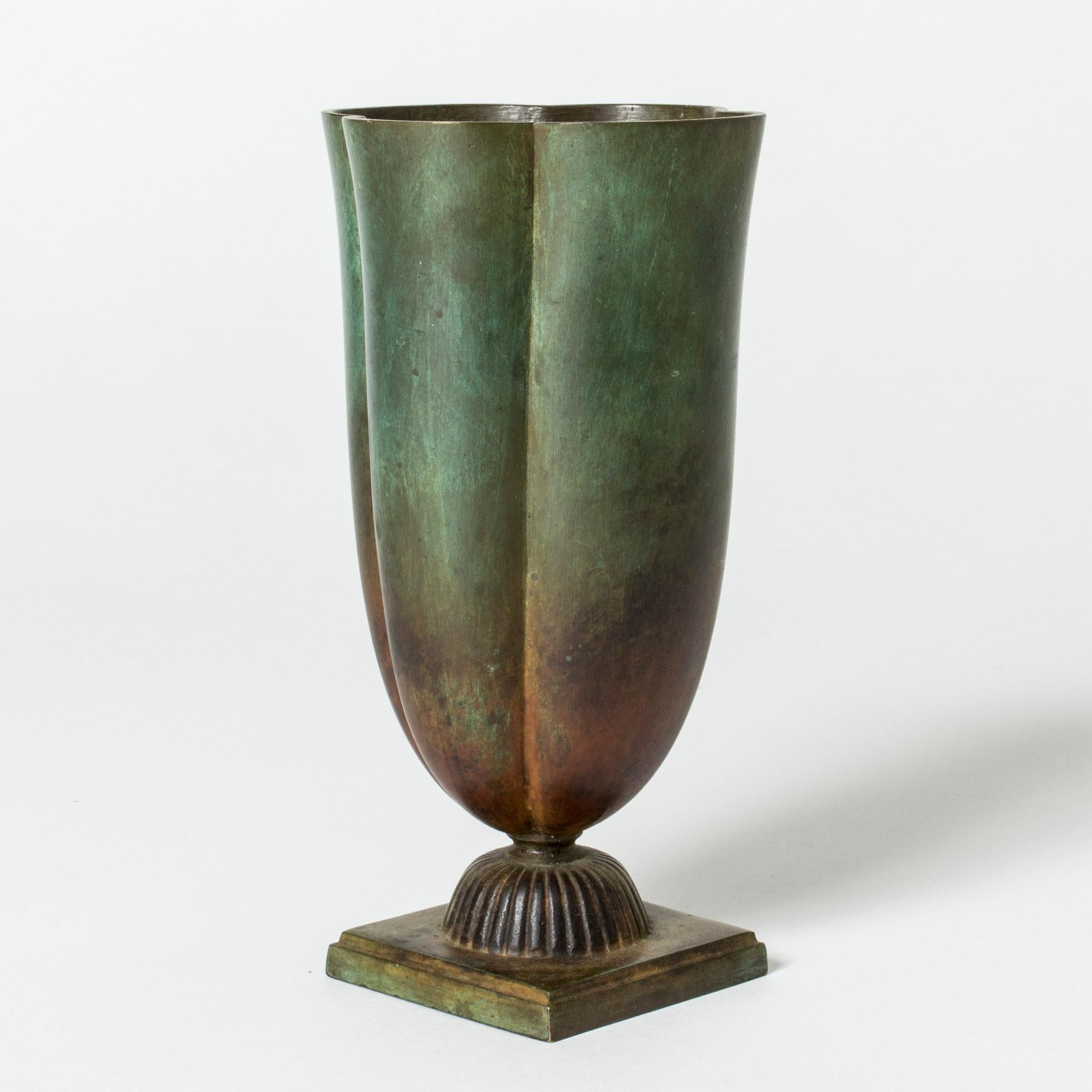 Beautiful 1930s bronze vase, hand cast at Guldsmedsaktiebolaget, GAB, and finished with a beautiful shifting moss green patina.

GAB was founded in Stockholm in 1867 and was an important influence on the Swedish art and crafts and industrial