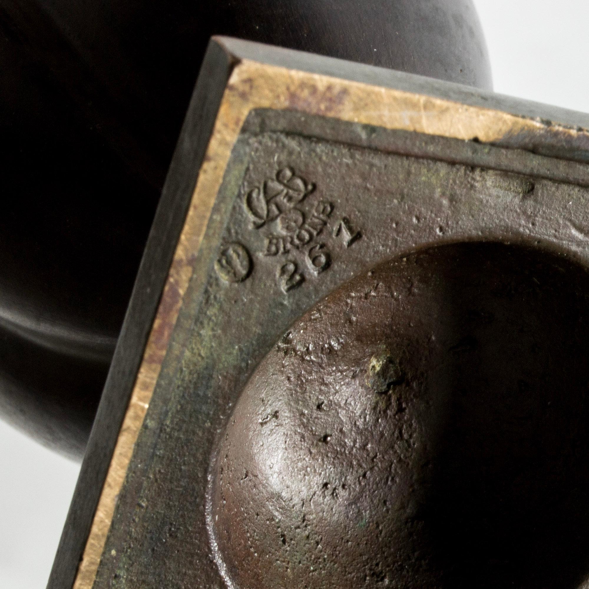 Patinierte Bronzevase aus der Jahrhundertmitte, GAB, Schweden, 1930er Jahre (Mitte des 20. Jahrhunderts) im Angebot