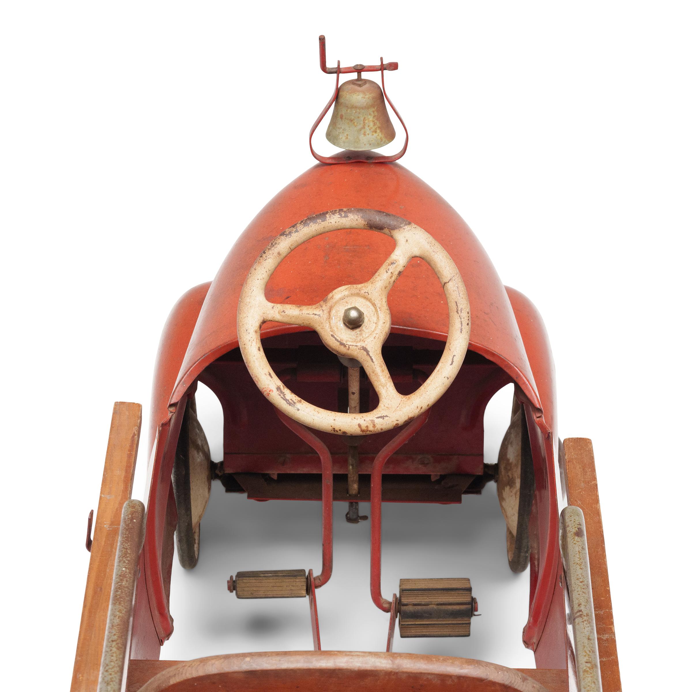 Smaltato Camion dei pompieri a pedali d'epoca della metà del secolo scorso in vendita