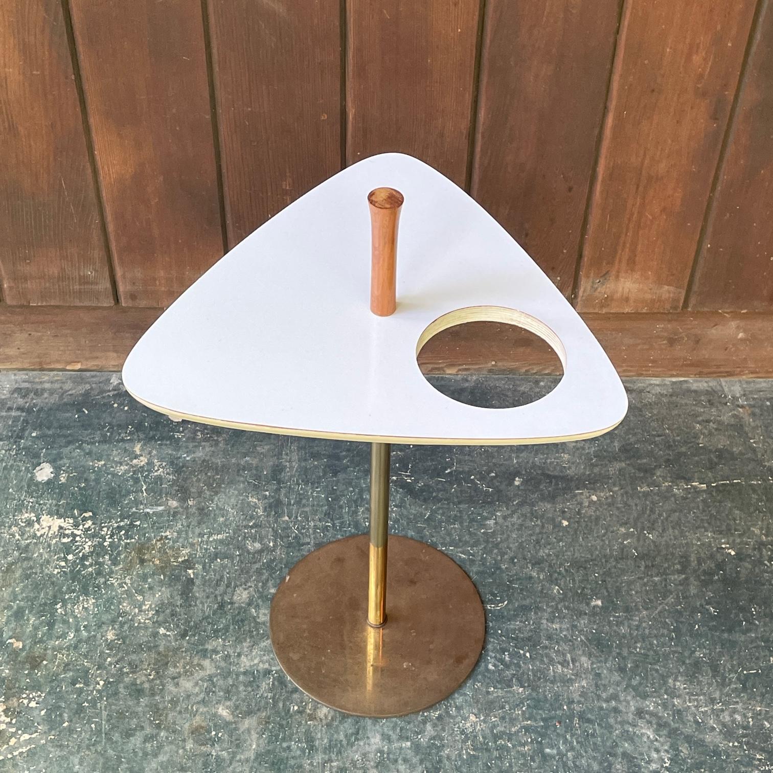 Wonderful petite 'pick-up' or standing ashtray side table. Missing the ashtray.

W 15.5 x D 14.5 x Table H 17 5/8 in. / Handle H 22.25 in.