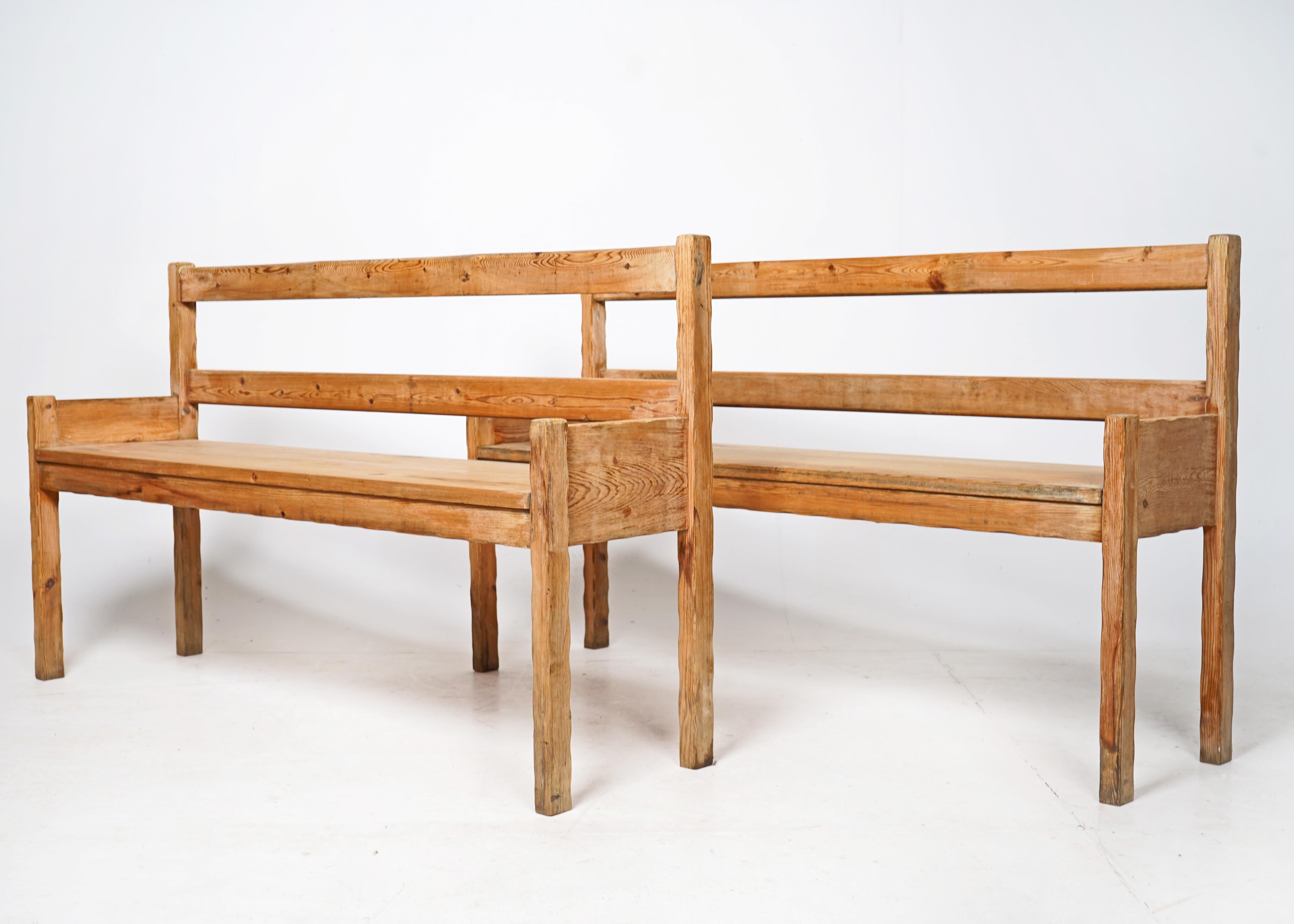 Vintage Mid Century Pine Bench Scandinavian With Scallop Edge  For Sale 7