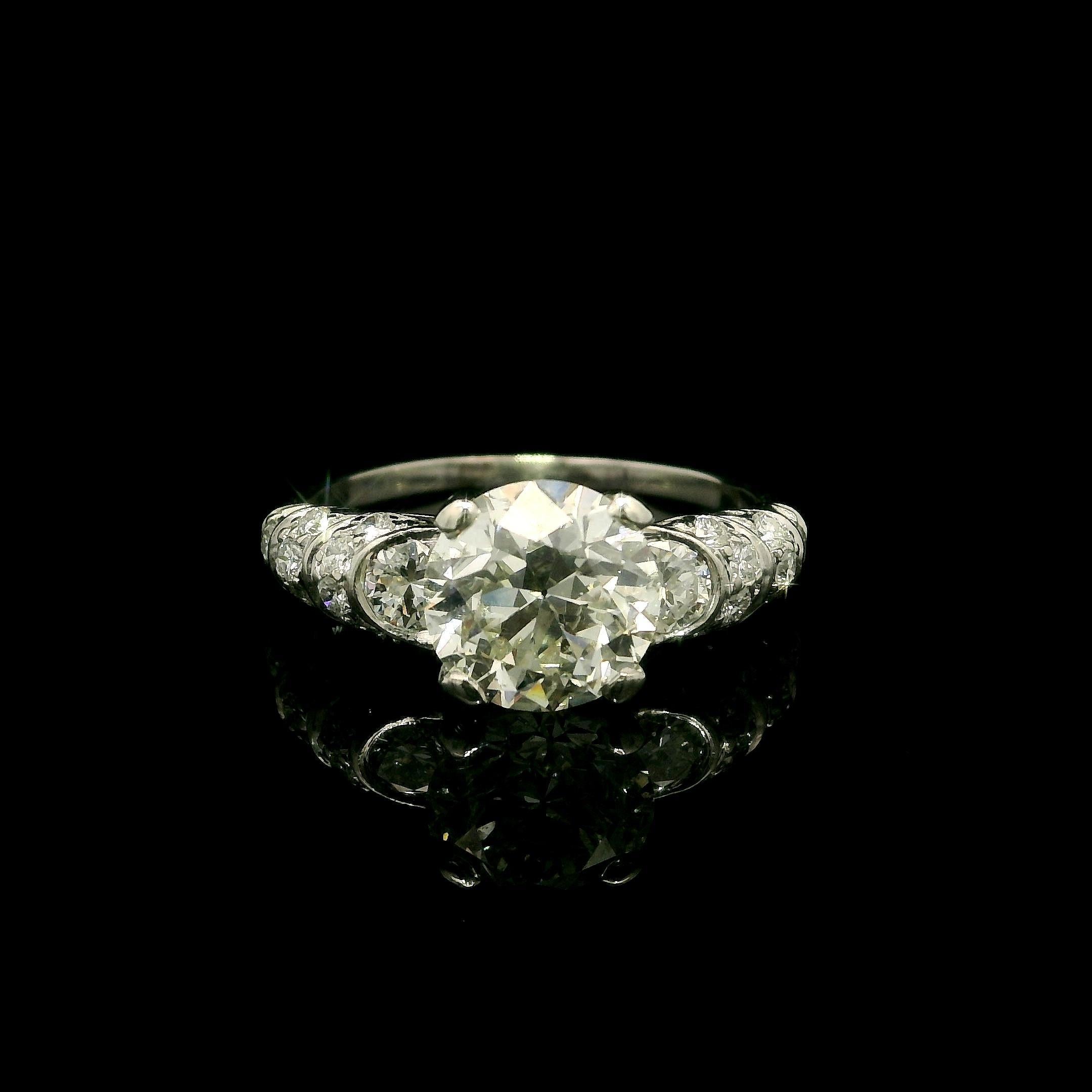 Vintage Mid Century Platin GIA 2,24ct alt Diamant Schritt Seiten Verlobungsring im Angebot 4