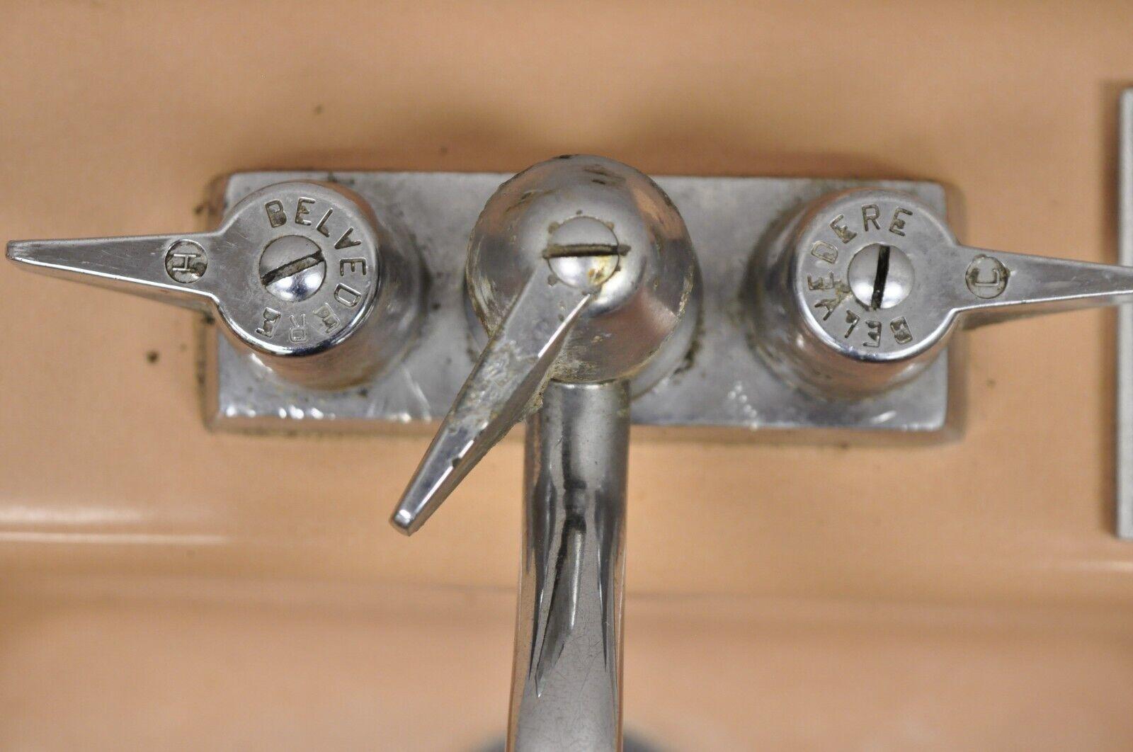 Vintage Mid Century Porzellan Emaille Lachsrosa Badezimmer Pedestal Waschbecken im Angebot 1