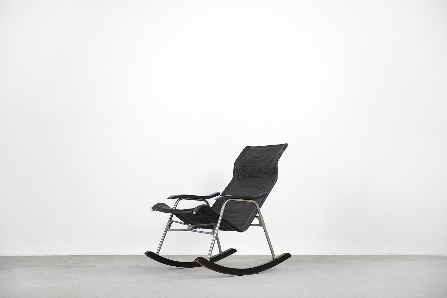minimalist rocking chair