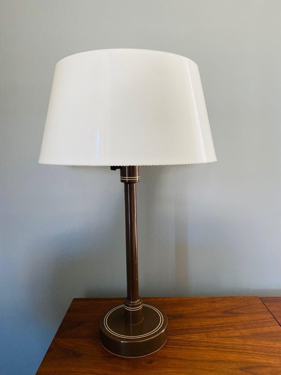 Américain Lampe de bureau vintage du milieu du siècle dernier de l'ère post- atomique dans le style de Gerald Thurston en vente