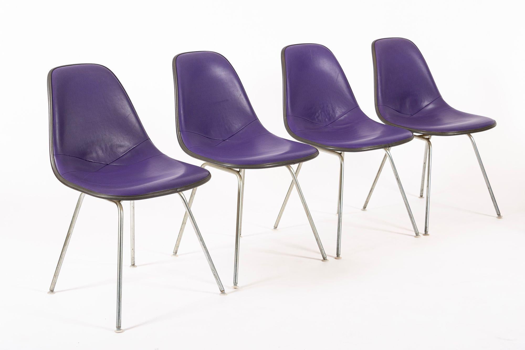 Vintage Mid Century Purple DSX Side Chairs by Eames for Herman Miller en vente 4