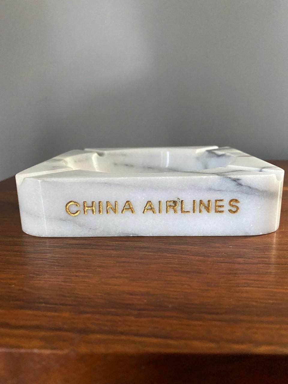 Vintage Midcentury Rare China Airlines Marble Ashtray or Vide-Poche In Good Condition In San Diego, CA