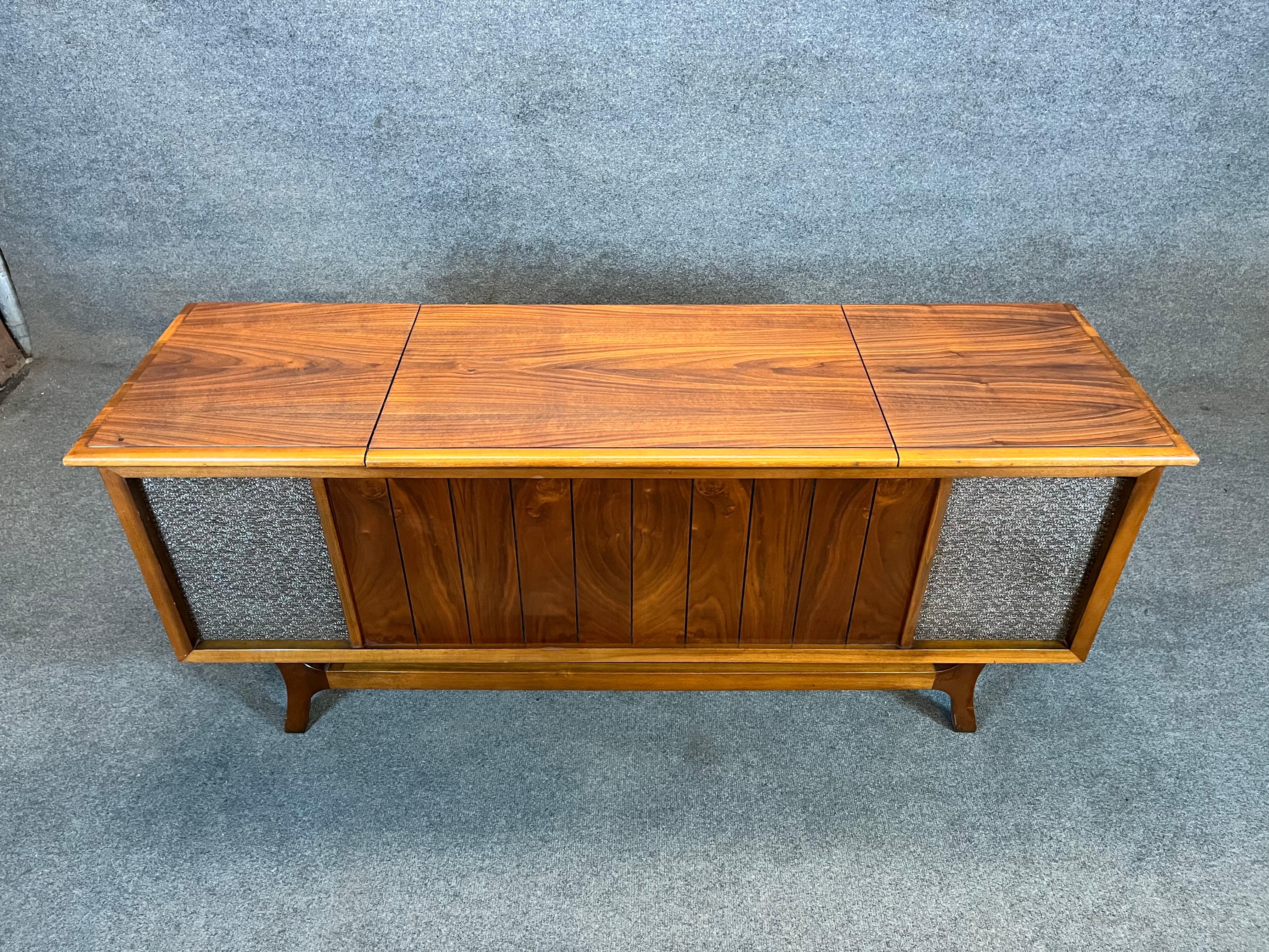 airline record player cabinet