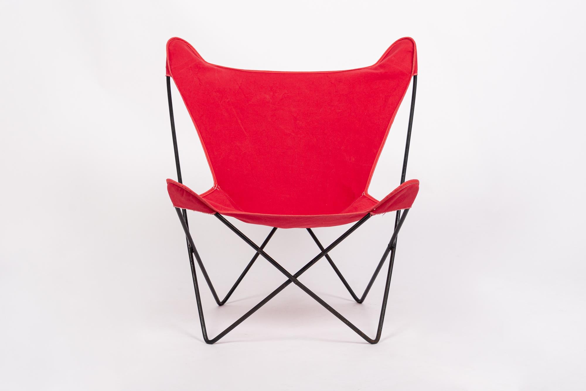 red butterfly chair