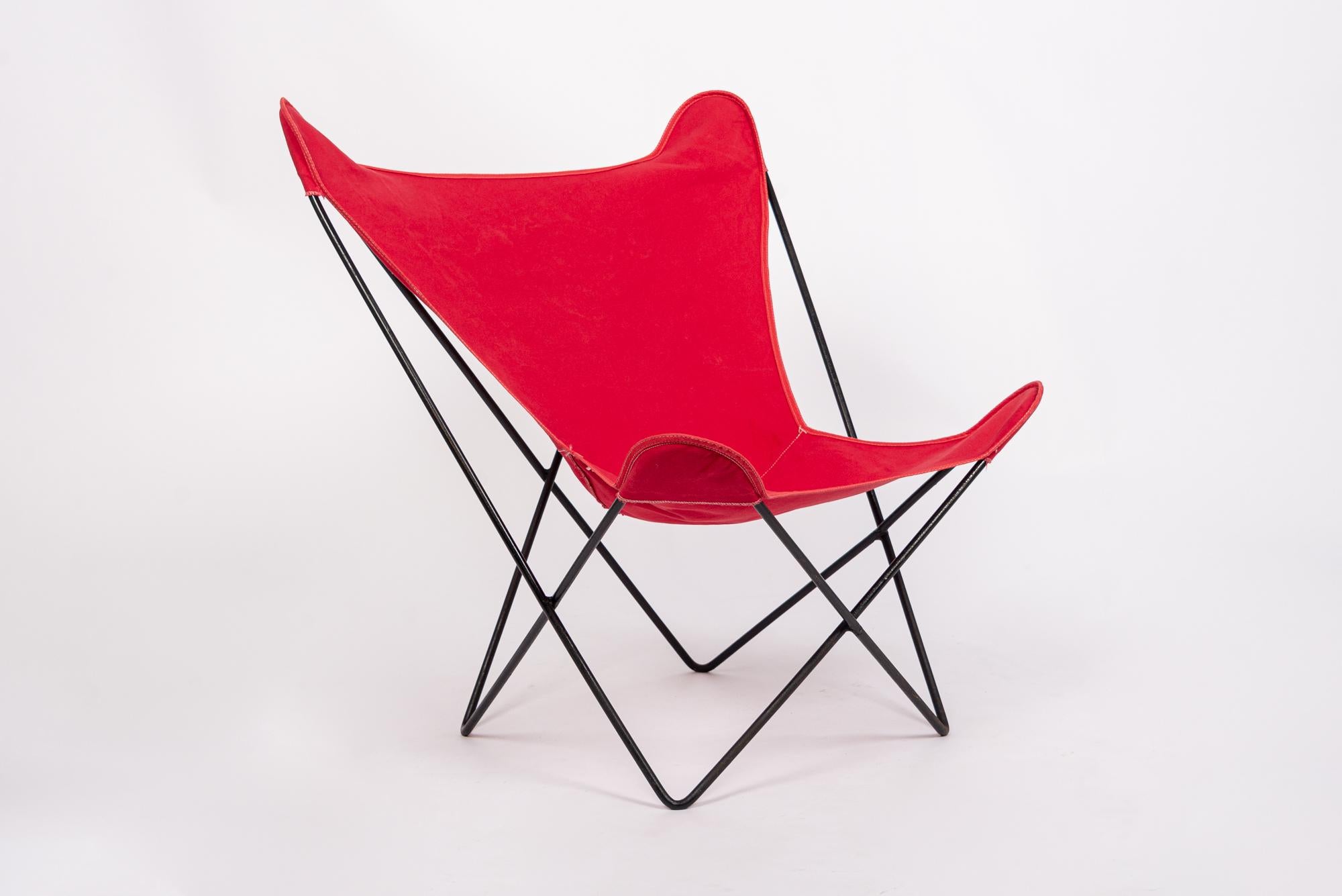 20th Century Vintage Mid Century Red Butterfly Canvas and Metal Chair by Knoll For Sale