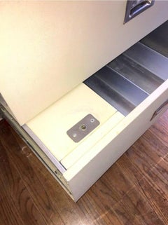 Carrello da farmacia/medico rotante vintage di metà secolo