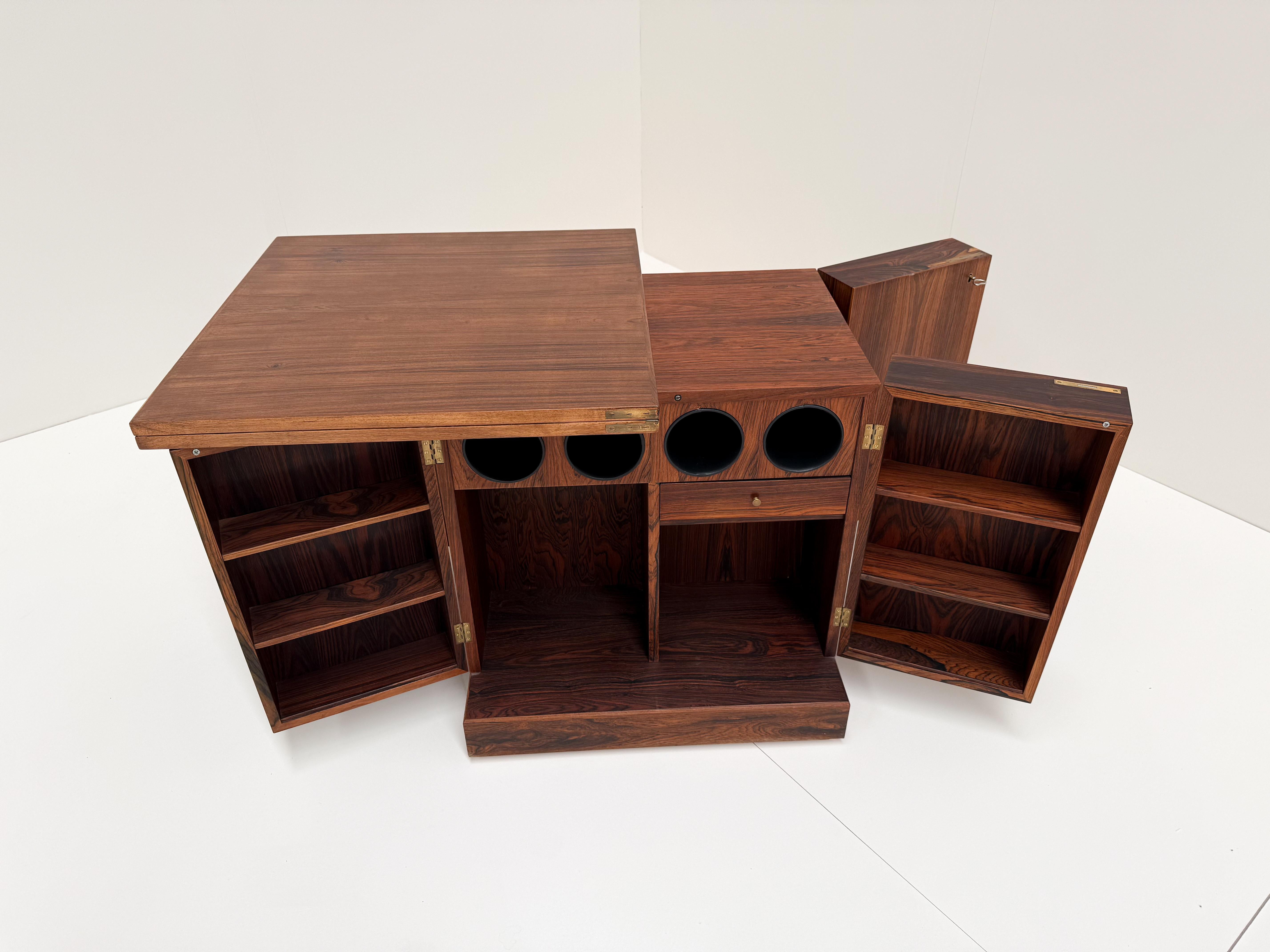 Vintage Mid-Century Rosewood Cube Bar Cabinet - Torbjørn Afdal for Bruksbo For Sale 6