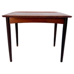 Mesa auxiliar vintage de palisandro de mediados de siglo