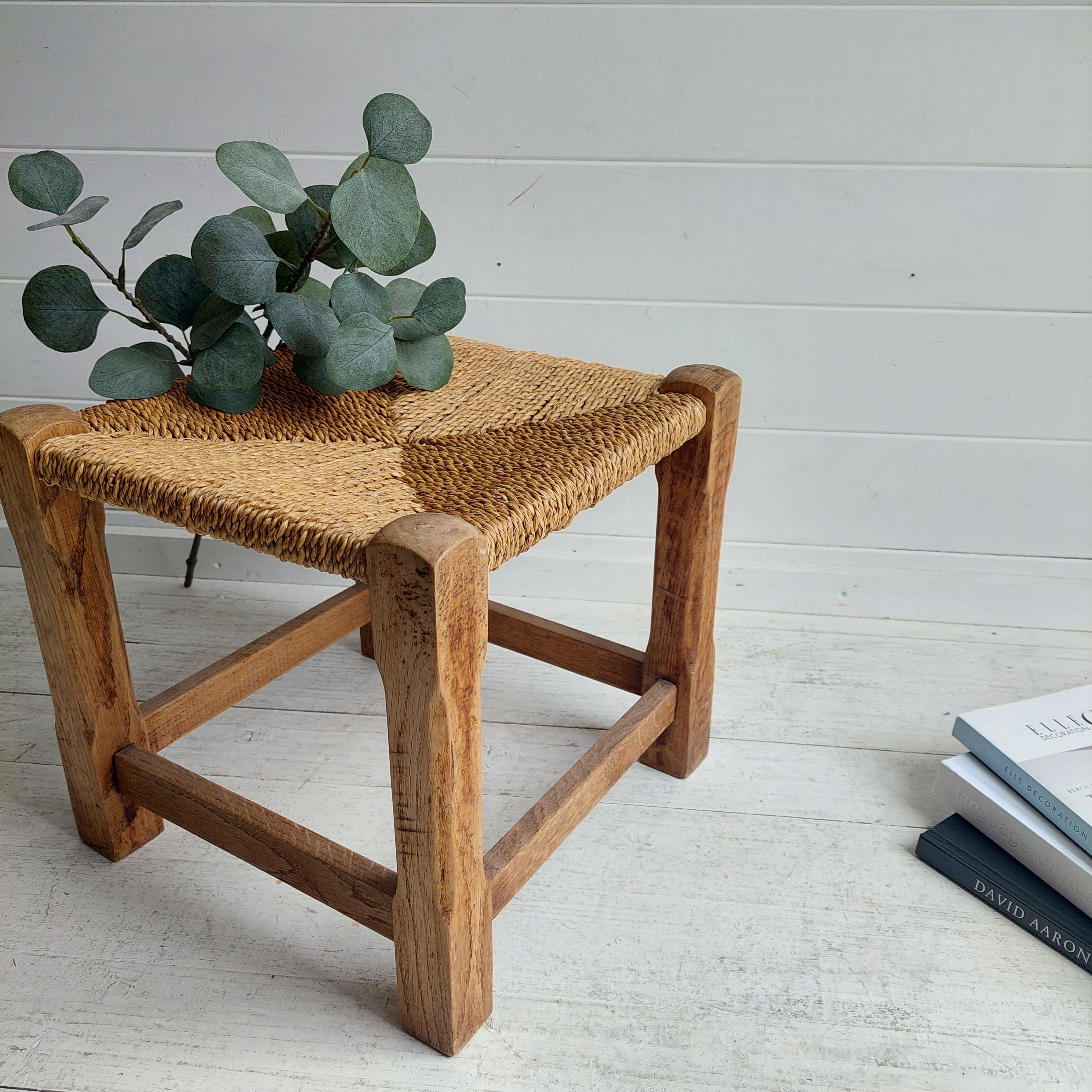 Rush Vintage Mid century rustic low woven stool seagrass footrest, 50s For Sale