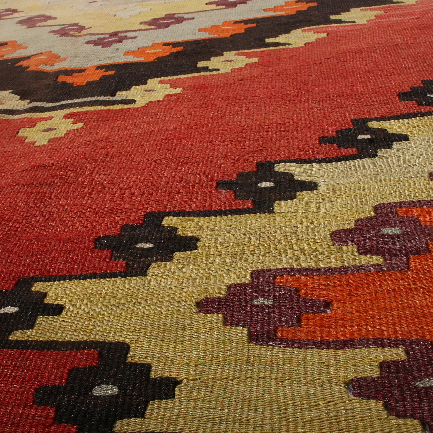 Vintage Midcentury Sarkoy Red Wool Kilim Rug with Diamond Pattern In Good Condition For Sale In Long Island City, NY