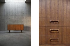 Vintage Mid-Century Scandinavian Modern Classic Teak High Sideboard mit Schubladen