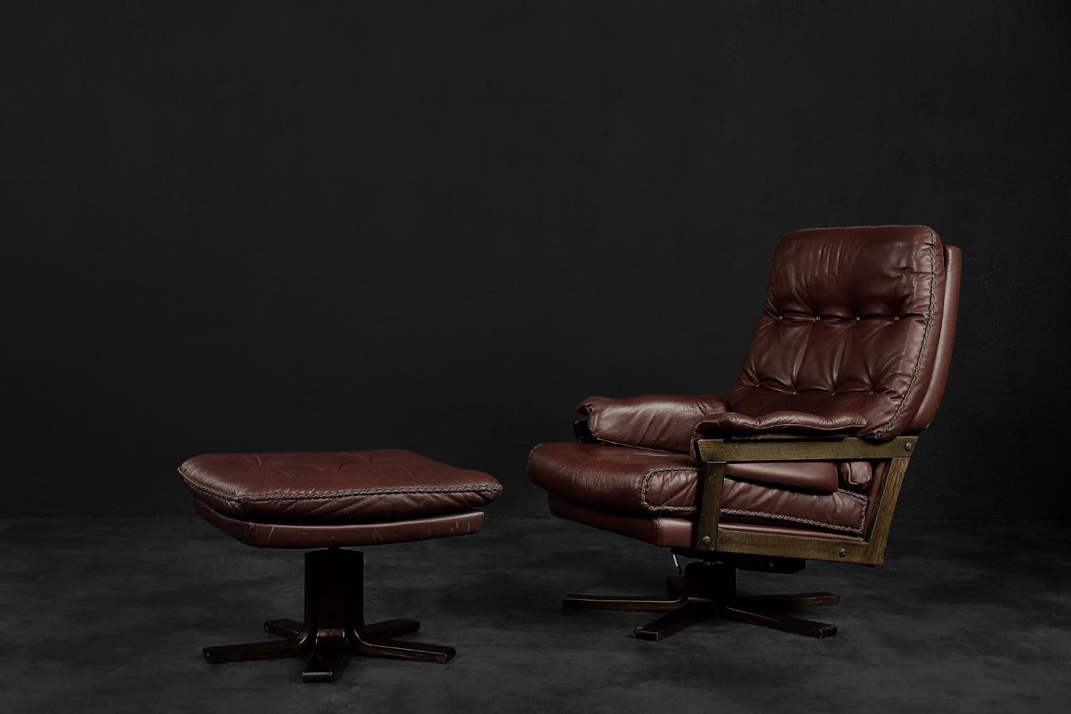 Danish Vintage Midcentury Scandinavian Modern Leather Executive Swivel Chair & Ottoman For Sale