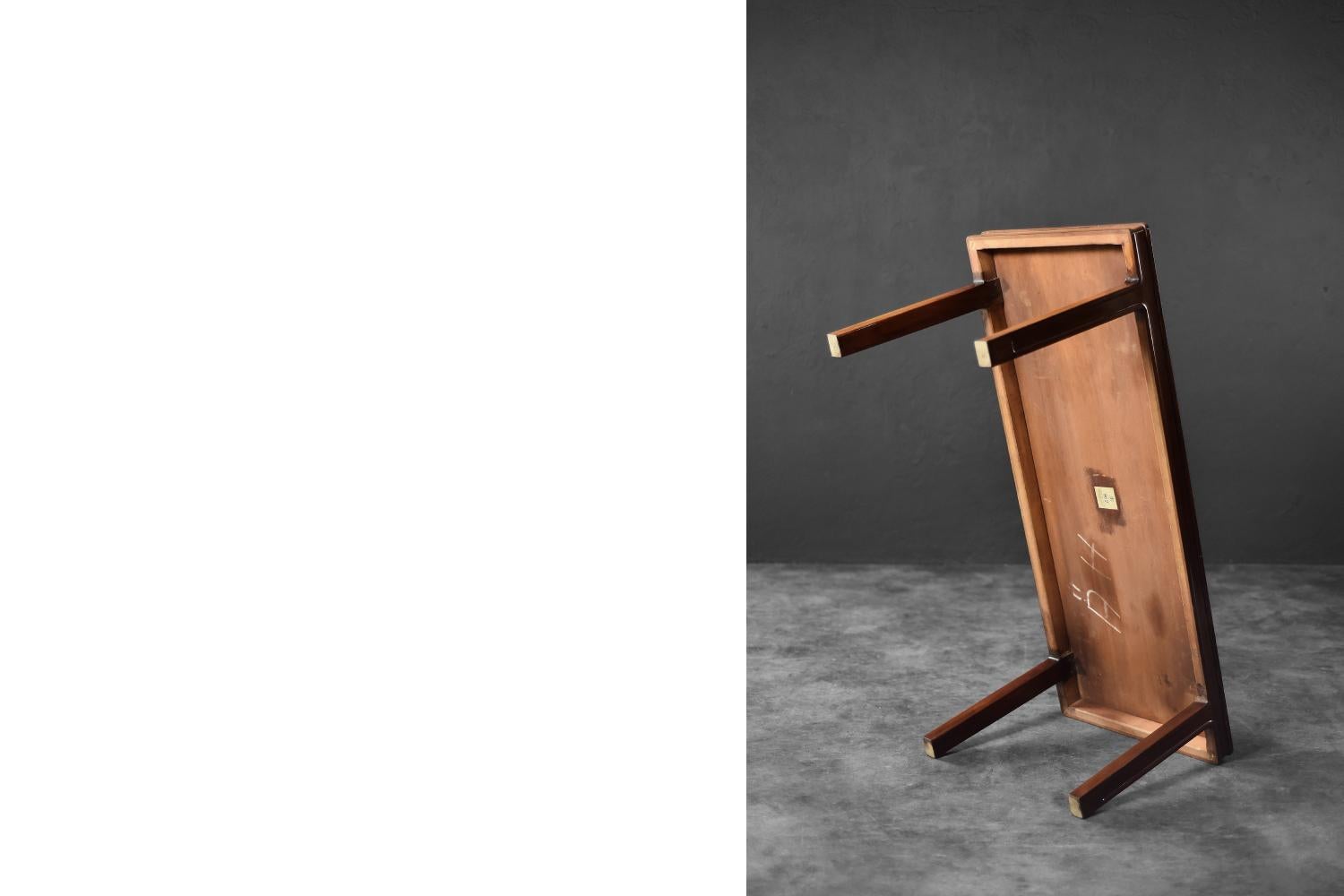 Vintage Mid-Century Scandinavian Modern Mahogany Coffee Table by Tranås, 1950s en vente 1