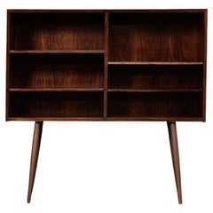 Bibliothèque scandinave moderne en bois de rose vintage du milieu du siècle dernier par Gunni Omann