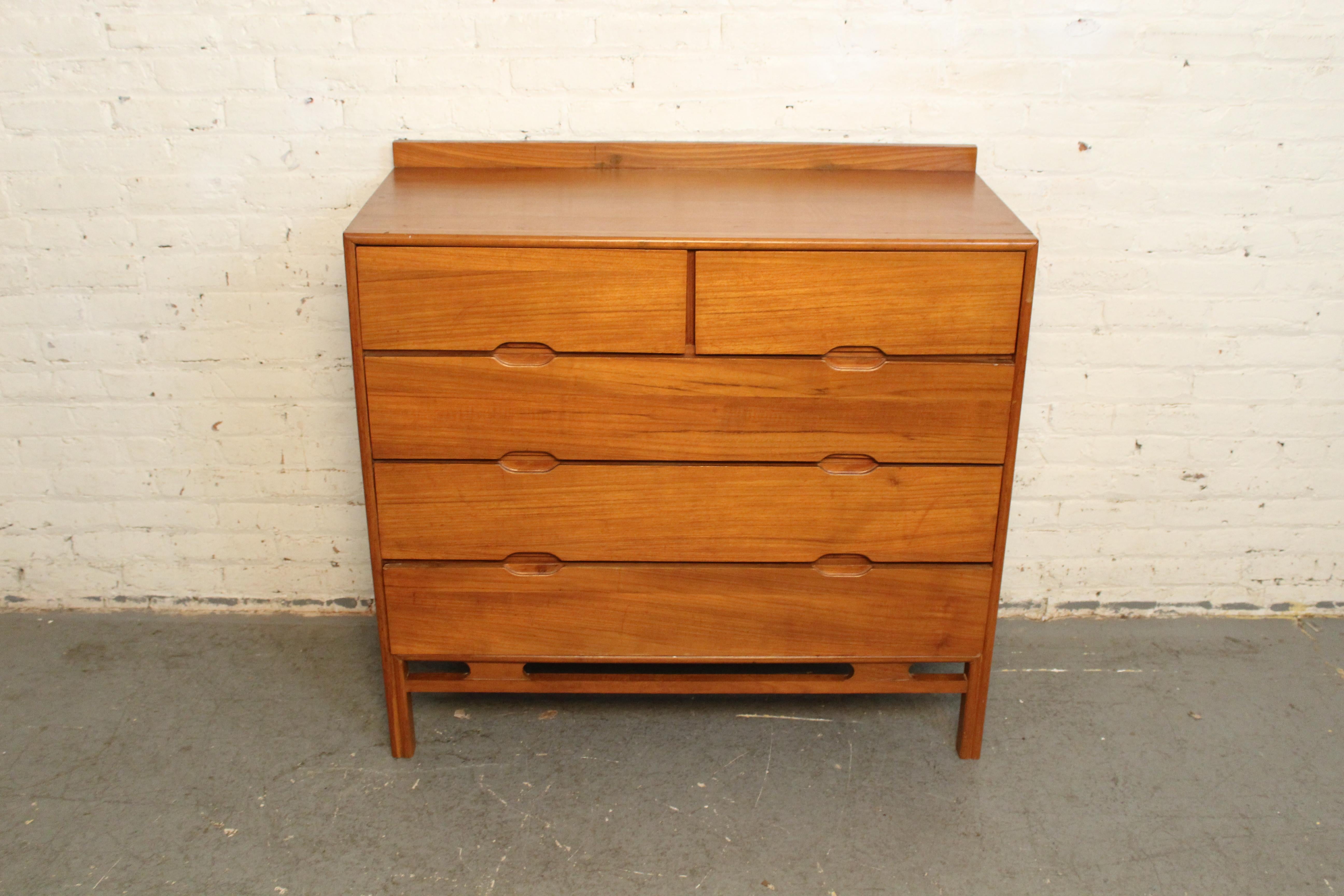 Vintage Mid-Century Scandinavian Modern Teak Dresser  7