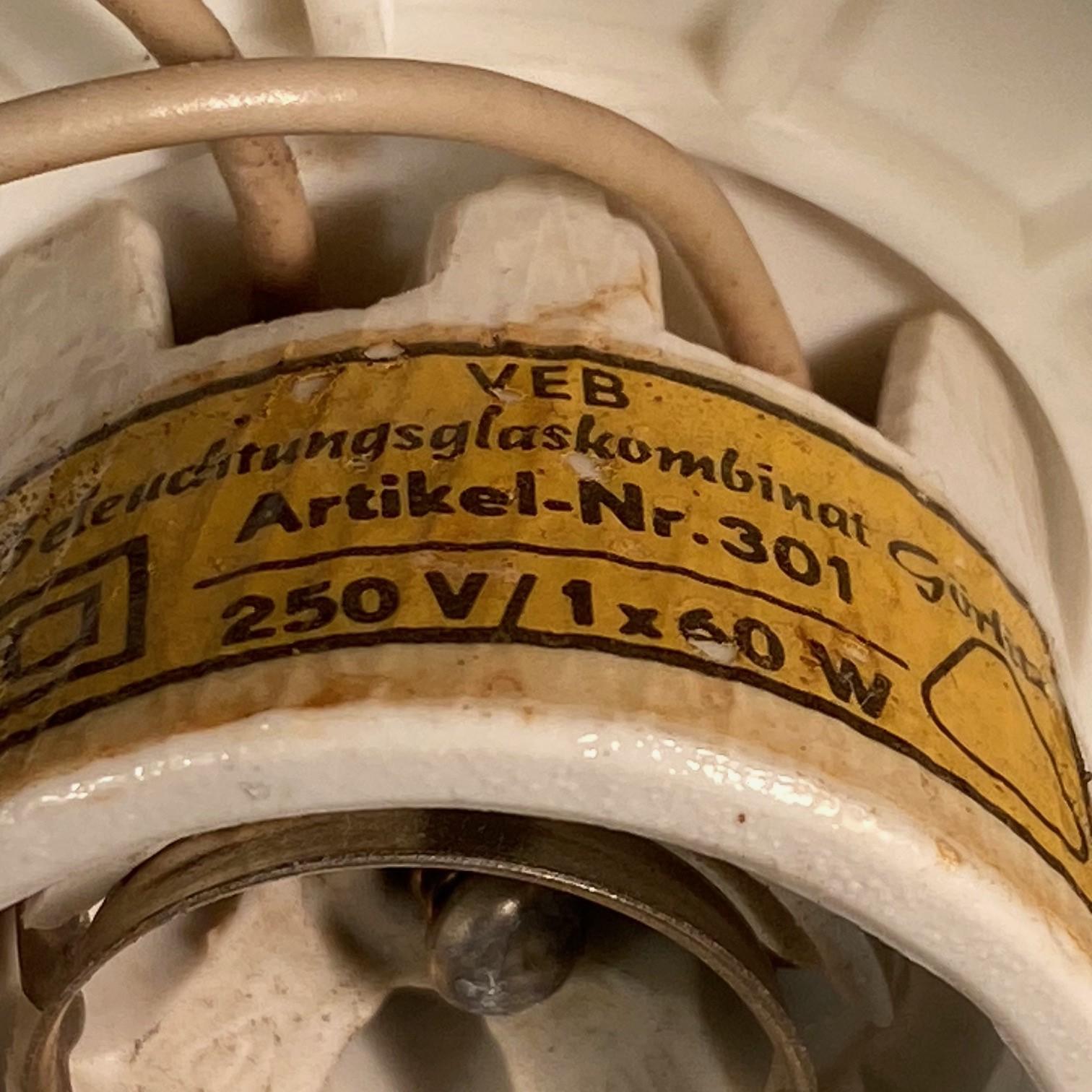 Aplique o empotrable vintage de mediados de siglo de VEB Görlitz, Alemania Oriental 1970. en venta 4