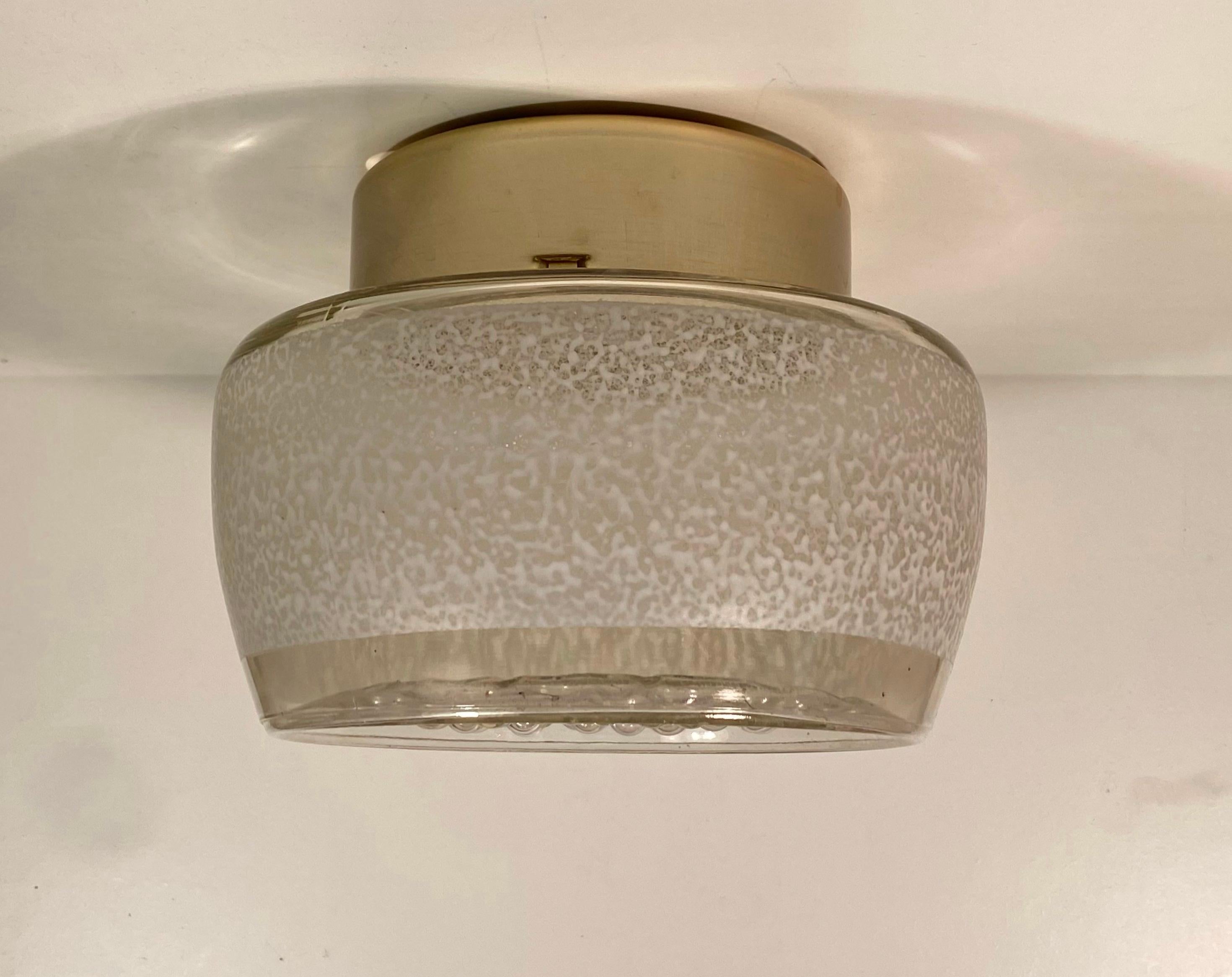 Aplique o empotrable vintage de mediados de siglo de VEB Görlitz, Alemania Oriental 1970. Alemán en venta