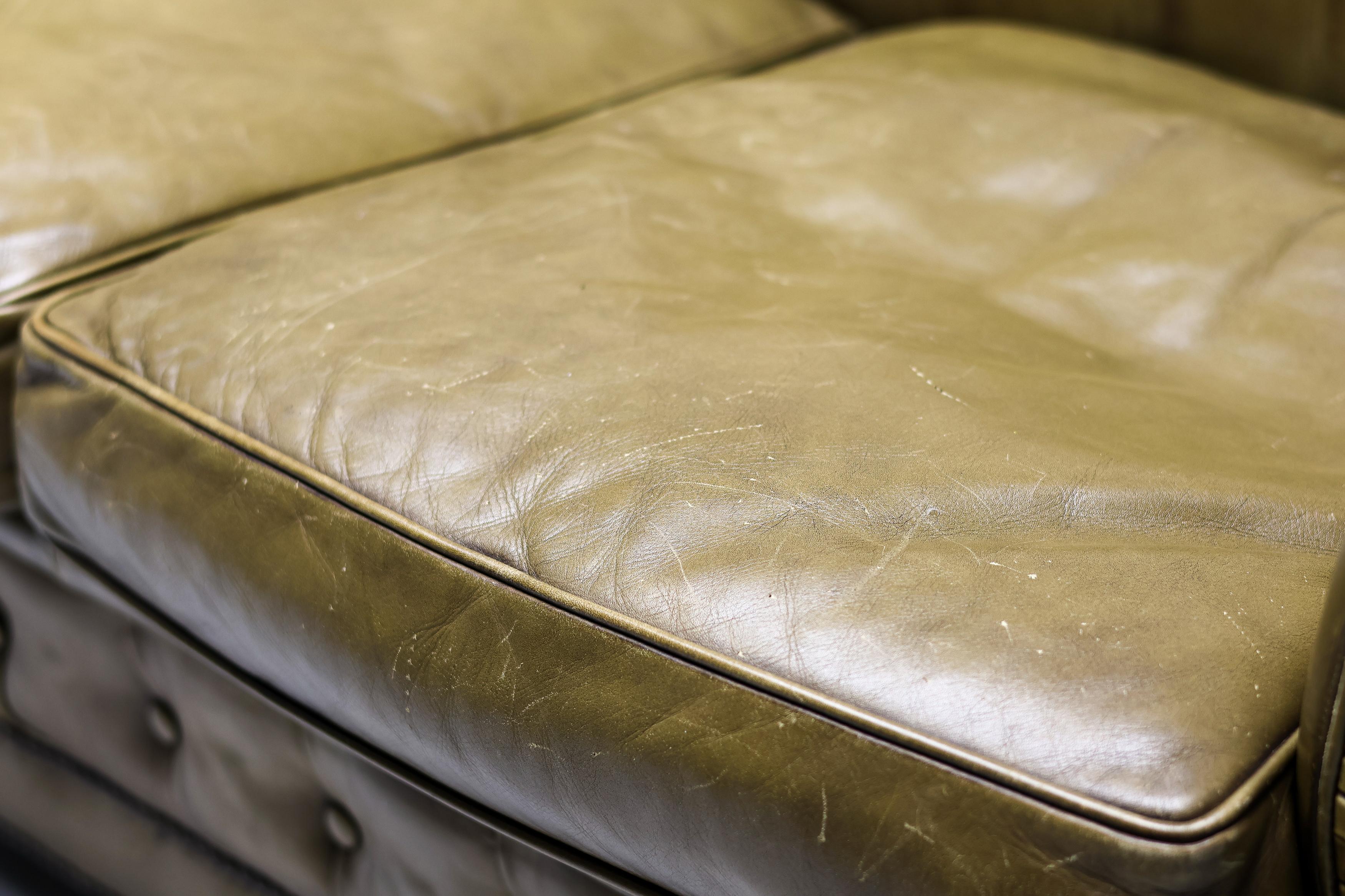 English Vintage Mid Century Seafoam Green Leather Chesterfield Sofa For Sale