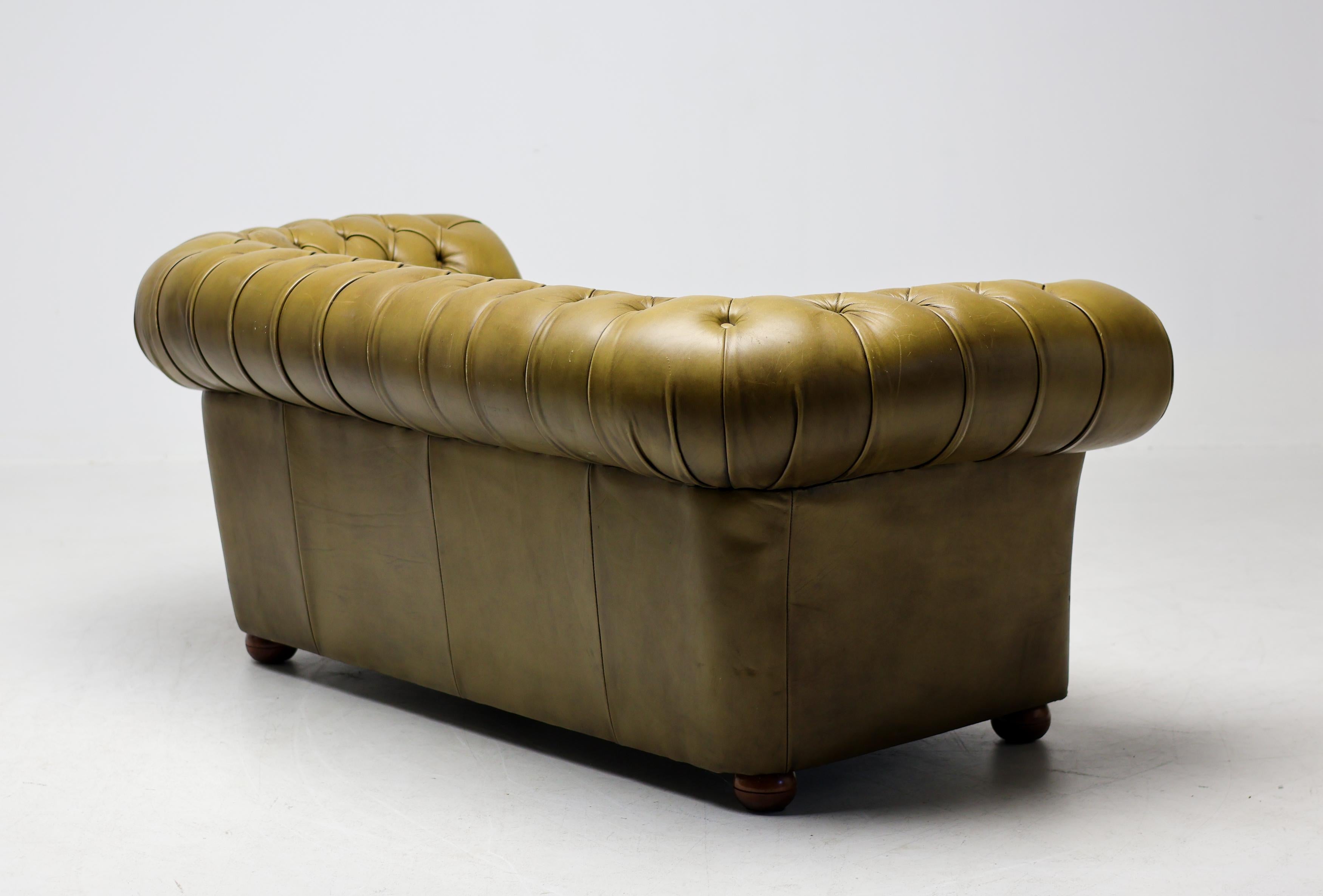 Vintage Mid Century Seafoam Green Leather Chesterfield Sofa For Sale 3