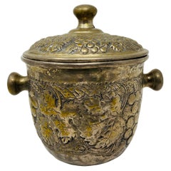 Secchiello per il ghiaccio Repousse placcato in argento con pinze, Vintage Mid Century