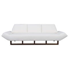 Vintage Mid-Century Sofa Restored: Classic Design Meets Modern Comfort Vintage Mid-Century Sofa Restored: Classic Design Meets Modern Comfort