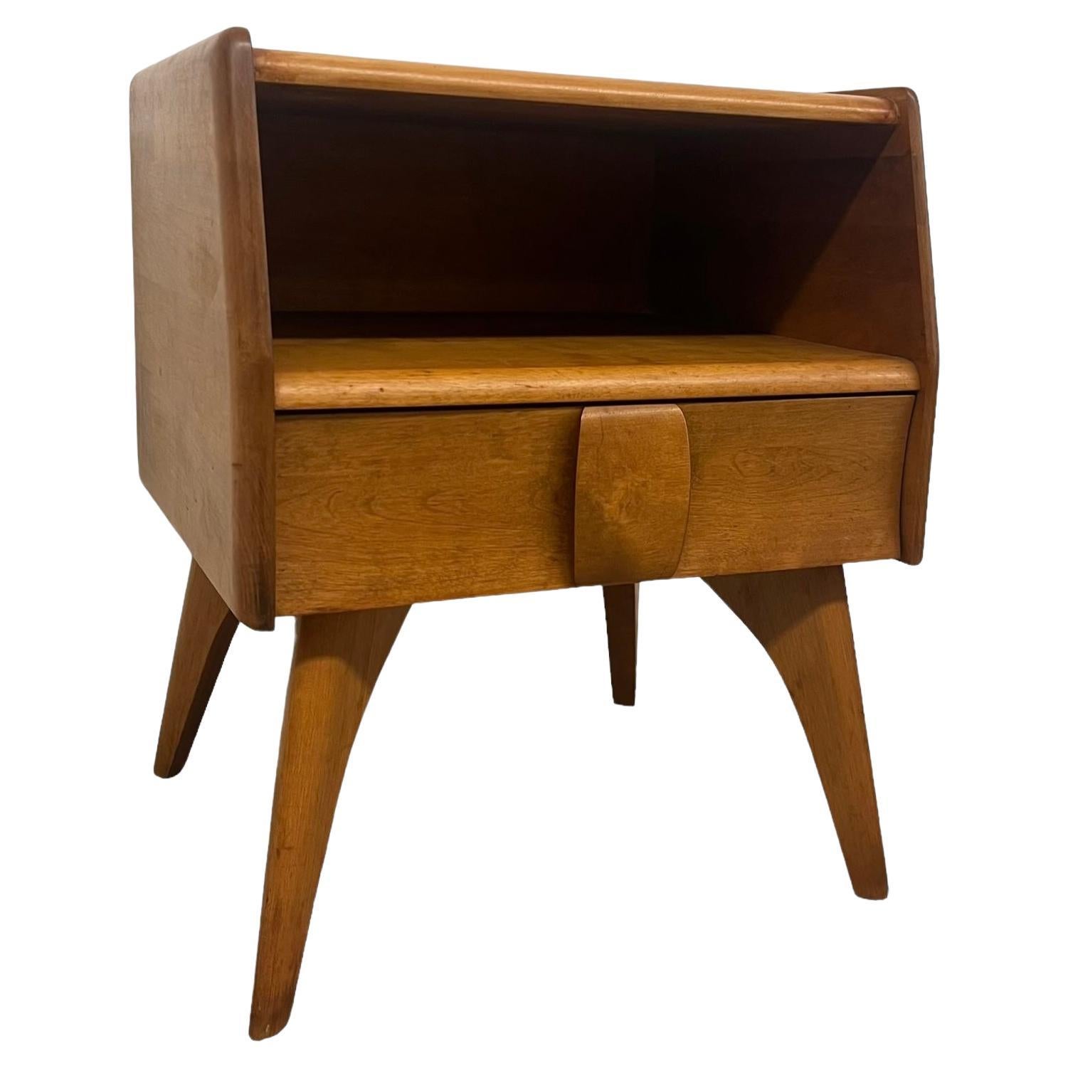 Vintage Mid Century Tisch aus massivem Ahornholz von Heywood Wakefield
