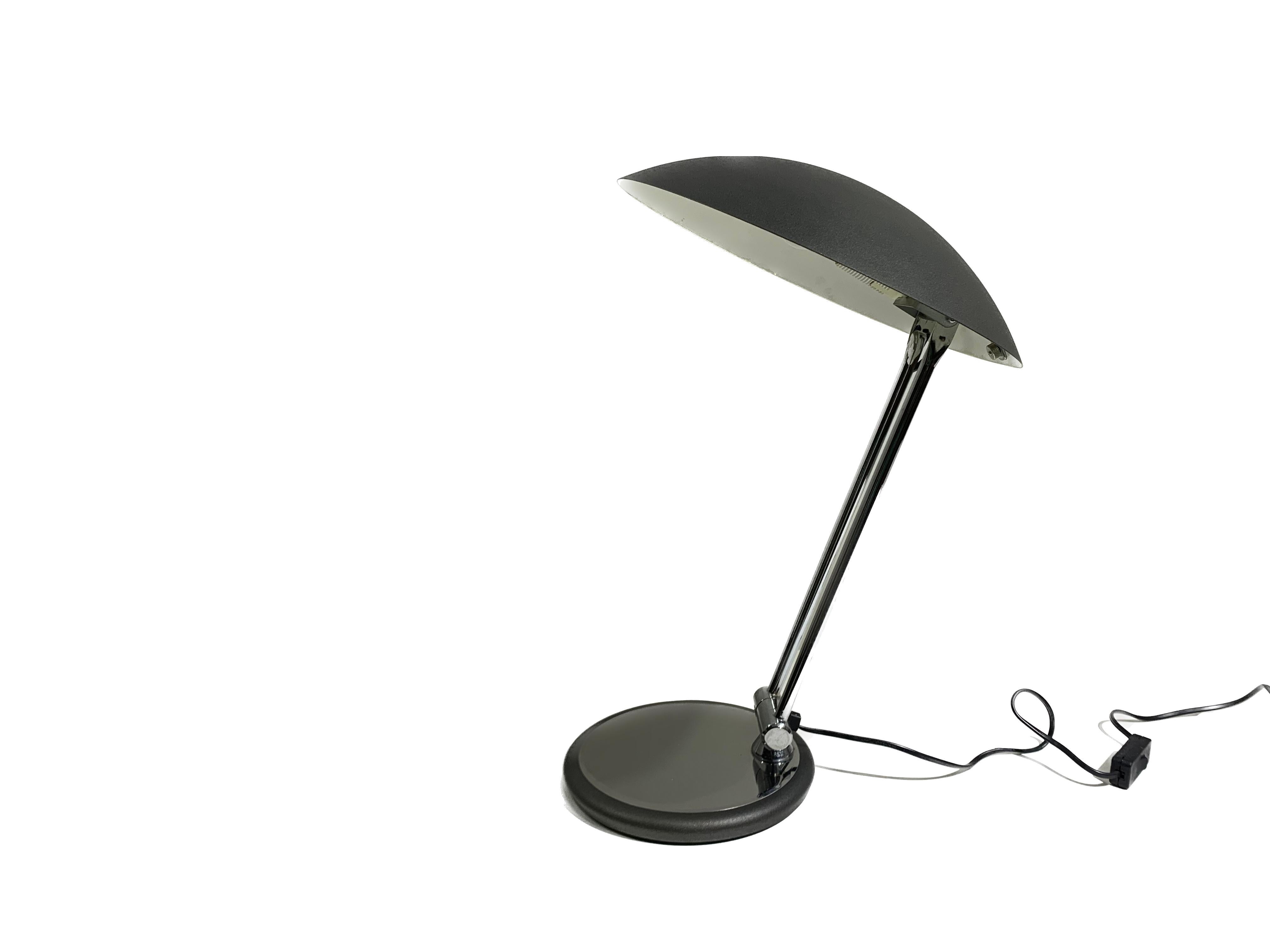 Vintage mid-century Soucoupe Table Lamp by Aluminor For Sale 7