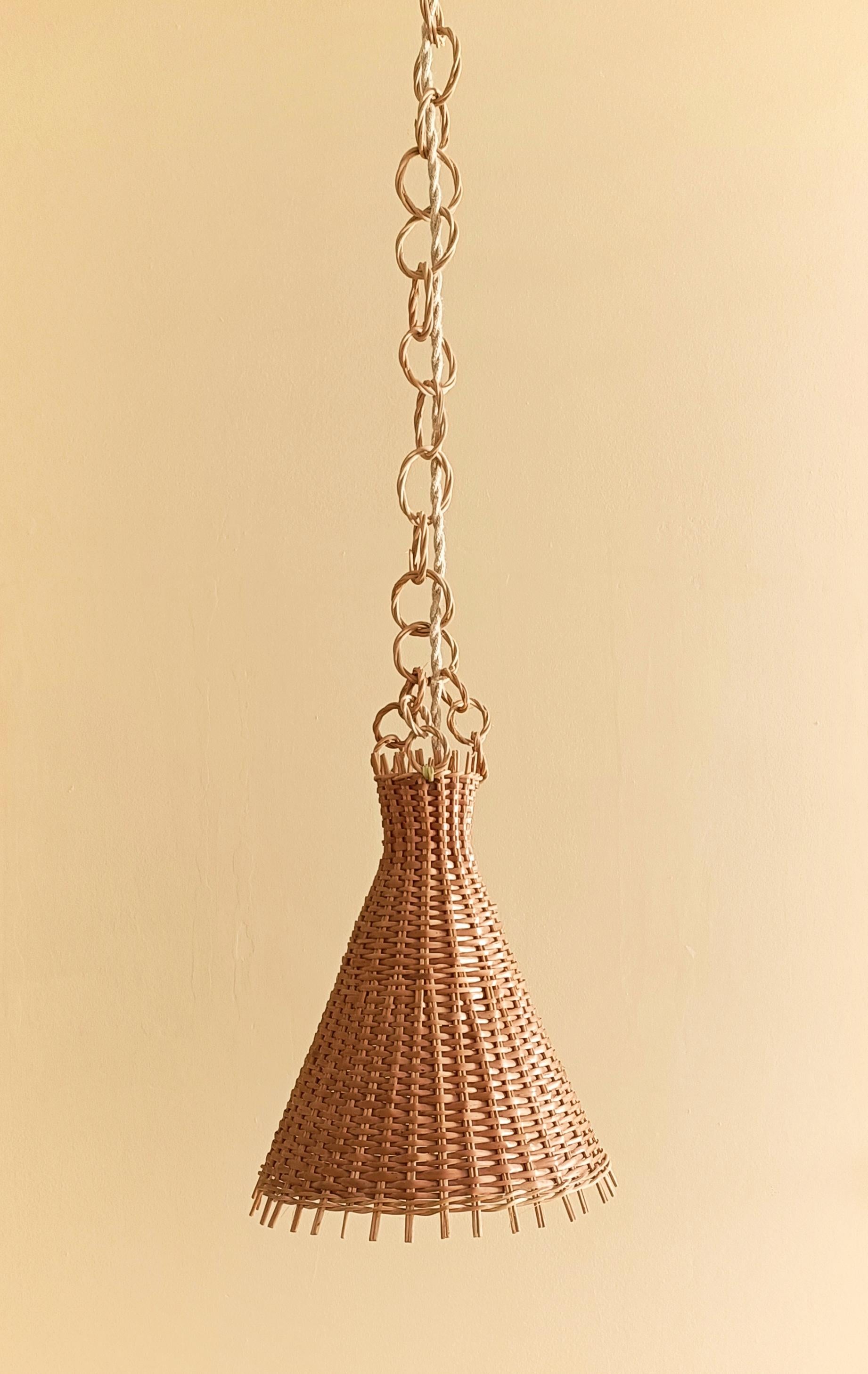 Mid-Century Modern Wicker Pendant Lamp, Spain, 1950s In Excellent Condition For Sale In Valencia, VC