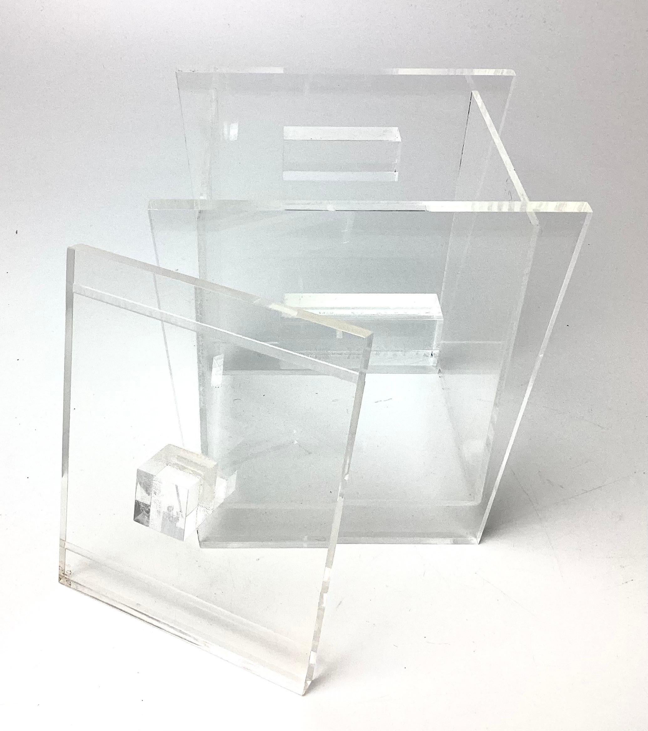 Mid-Century Modern Vintage Mid-Century Square Angled Lucite Ice Bucket For Sale