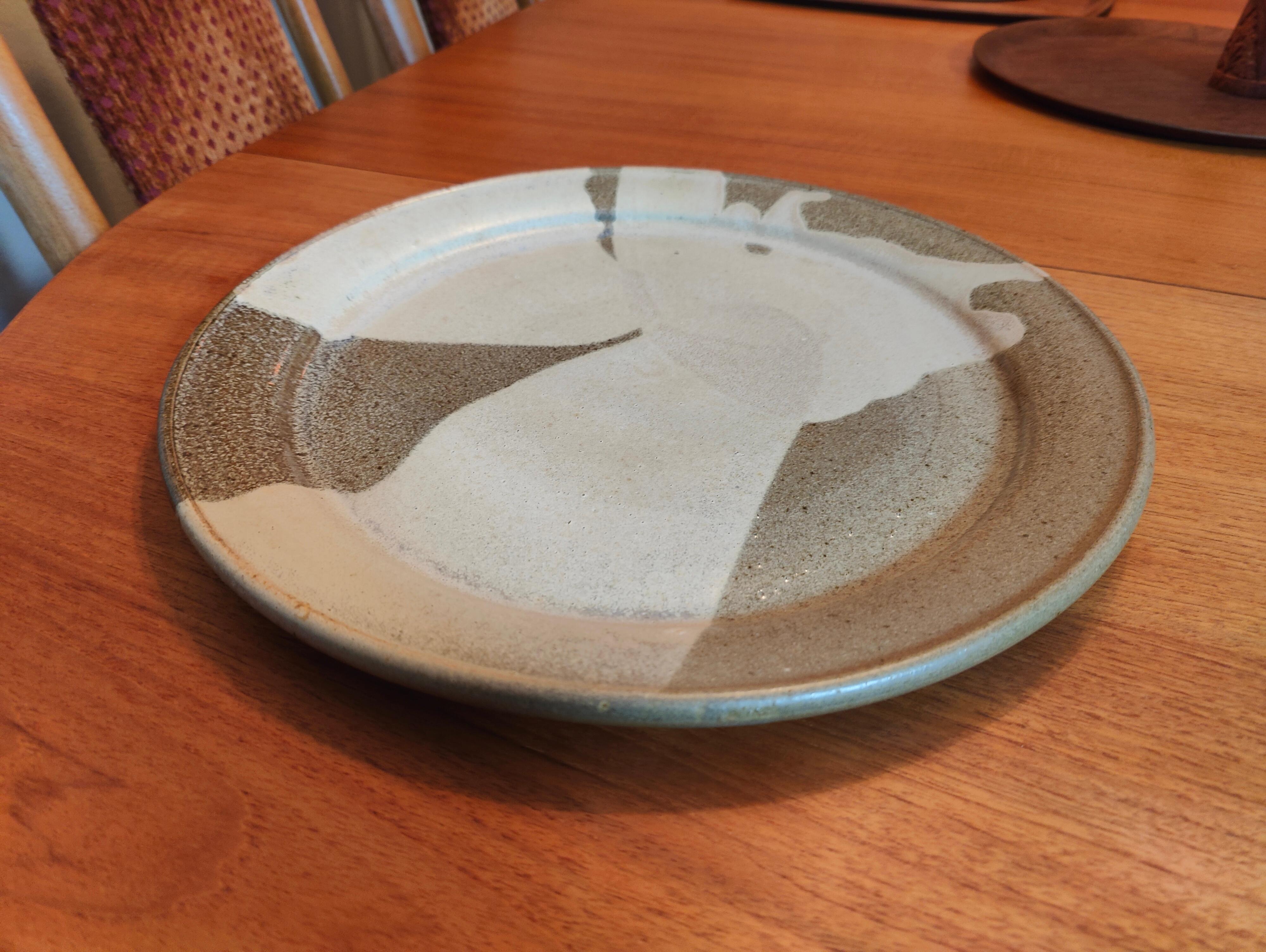 Vintage-Weingefäß-Teller-Set aus Keramik, Studio Keramik, Mid-Century im Zustand „Gut“ im Angebot in Chino Hills, CA