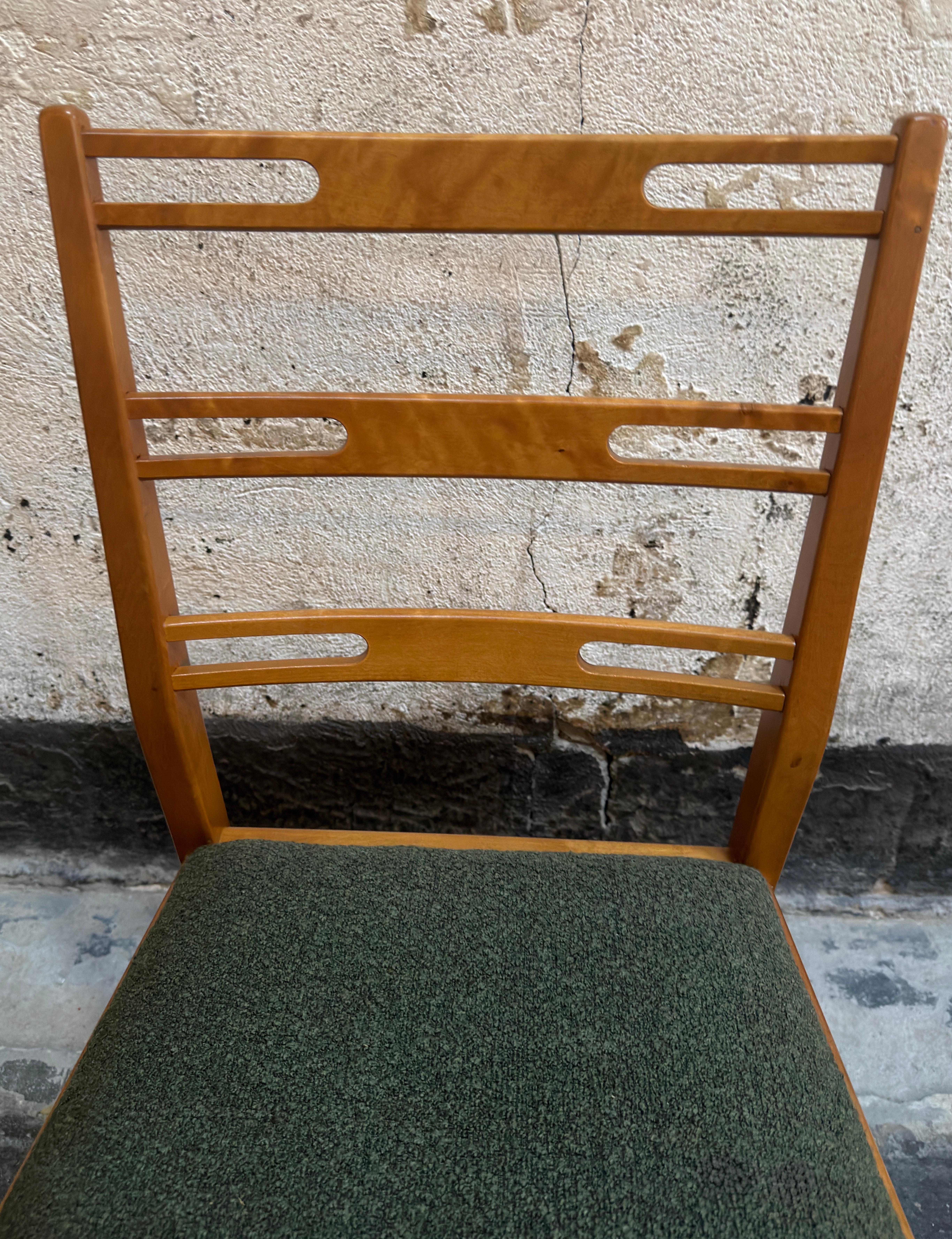 Vintage Mid-Century Swedish Modern Birke Esszimmerstühle - Satz von vier restauriert im Angebot 3