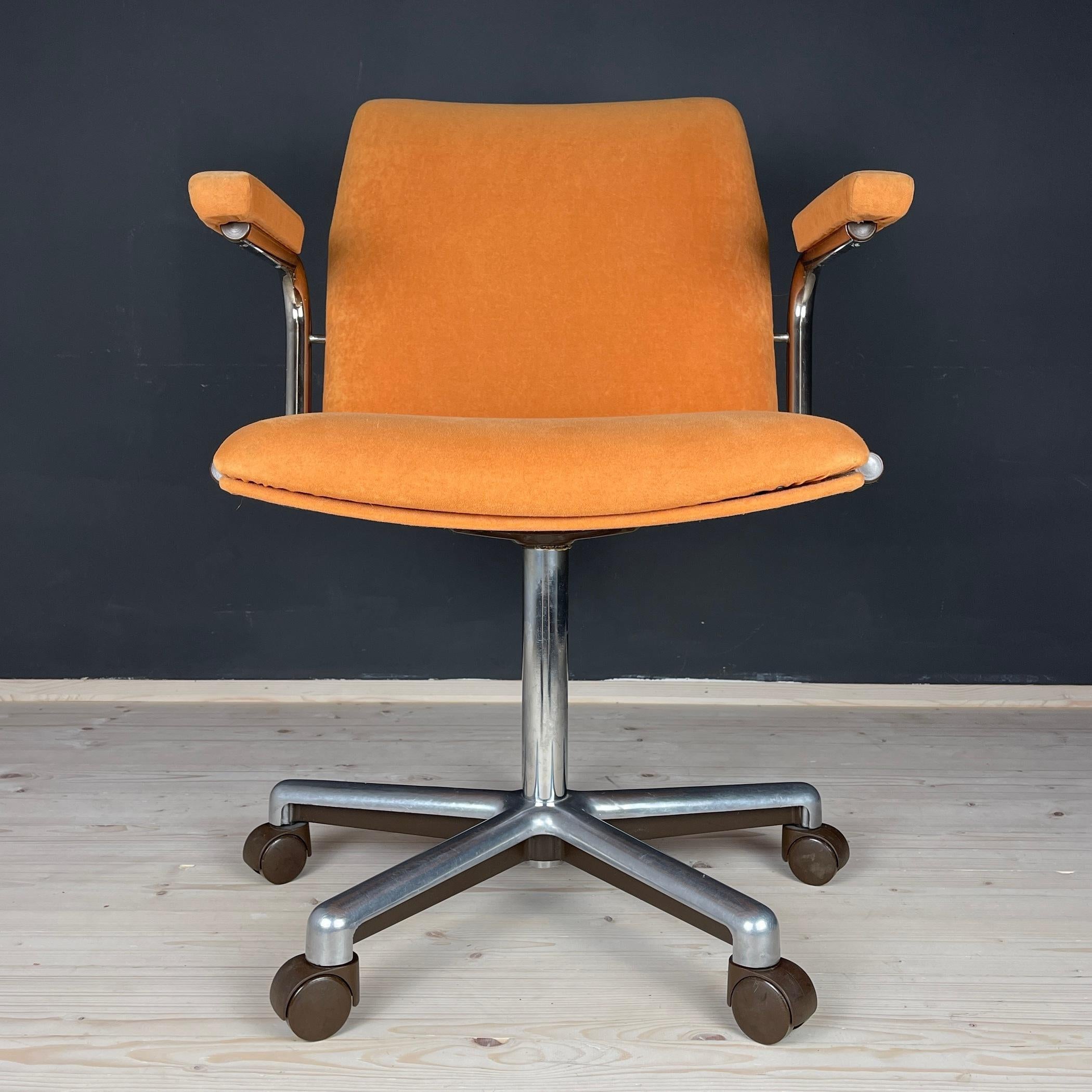 Vintage Mid-Century Swivel Office Chair from 1980s Yugoslavia 3