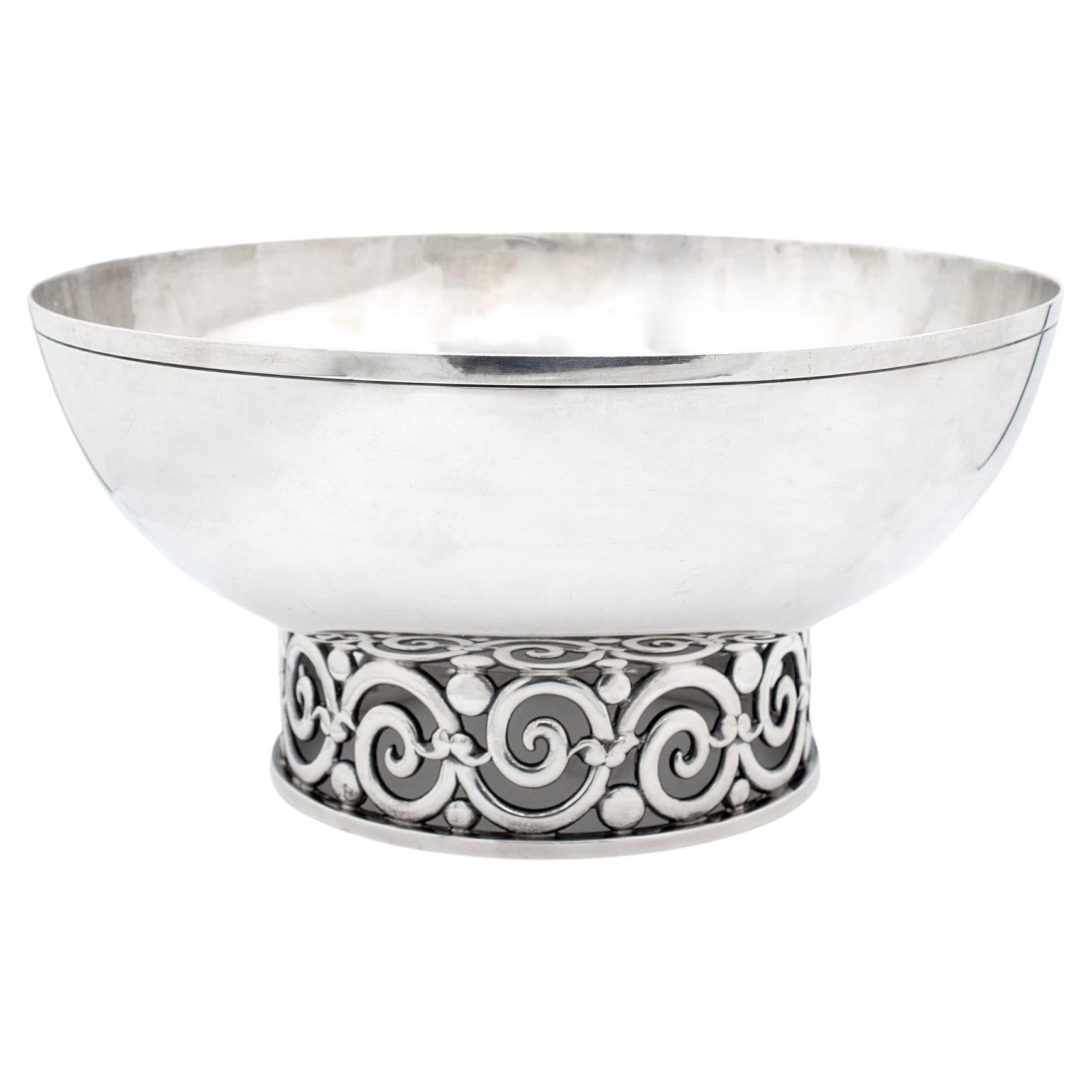 Vintage Mid-Century Tiffany & Co. Makers Sterling Silver Modernist Footed Bowl For Sale