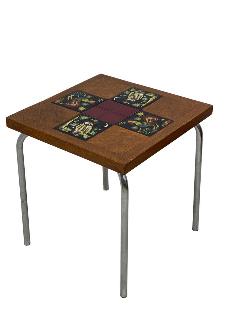 Vintage Mid Century Tile Top End Table or Accent Stand For Sale at 1stDibs