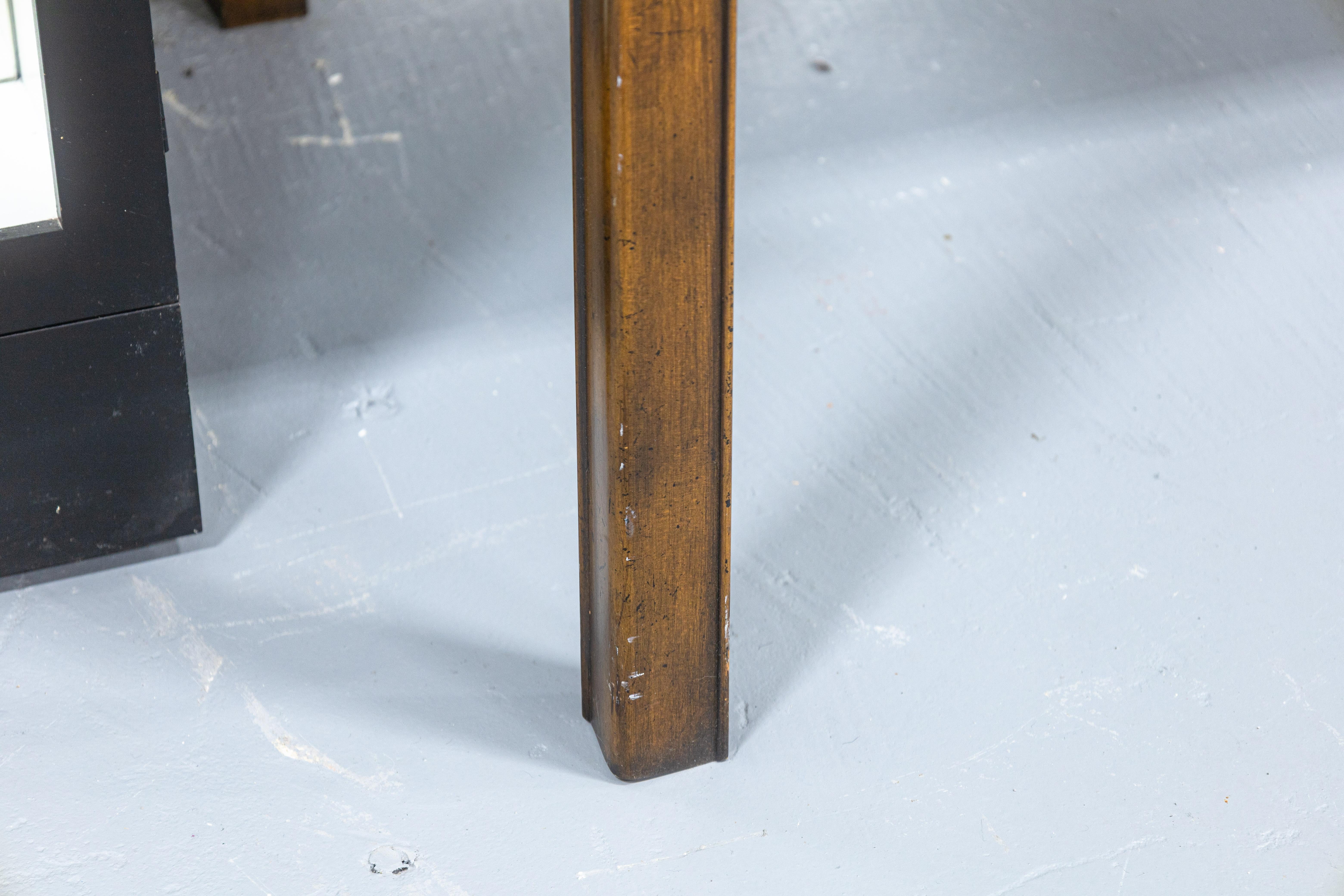 Legno di alberi da frutto Vintage Mid Century Traditional Baker Furniture Ming Style Scrivania in legno misto di frutta in vendita