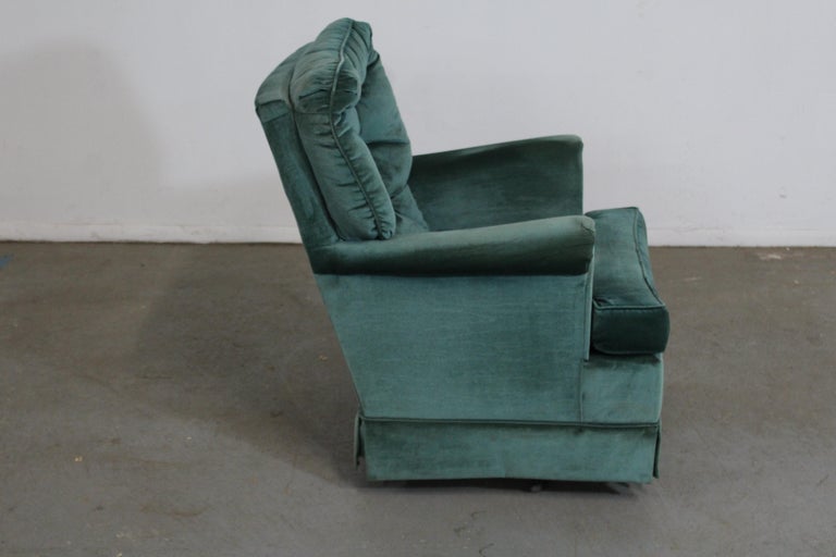 Vintage Mid Century Tufted Back Swivel Rocker Club Chair For Sale