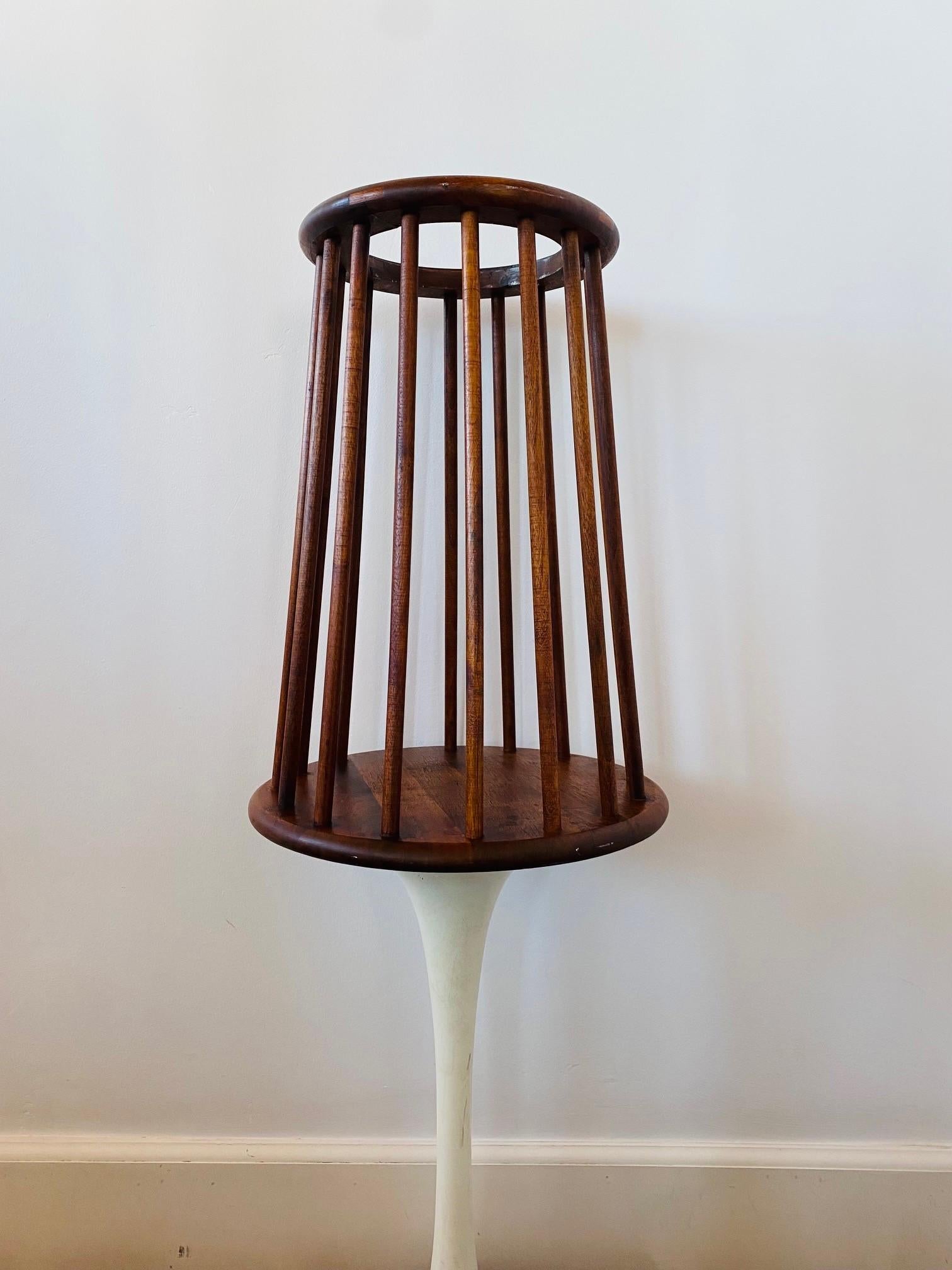American Vintage Mid-Century Tulip Base Plant Stand For Sale