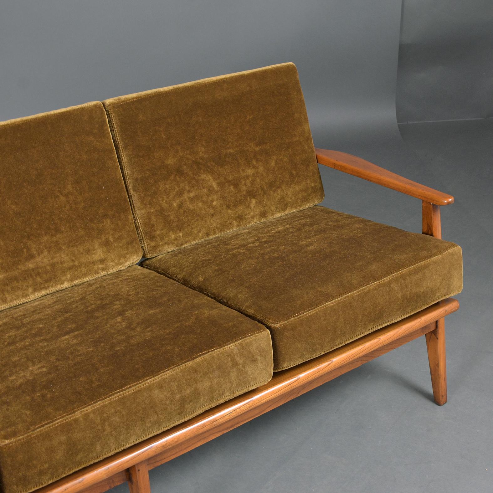 Mid-Century Modern Three Seat Upholstery Sofa  3