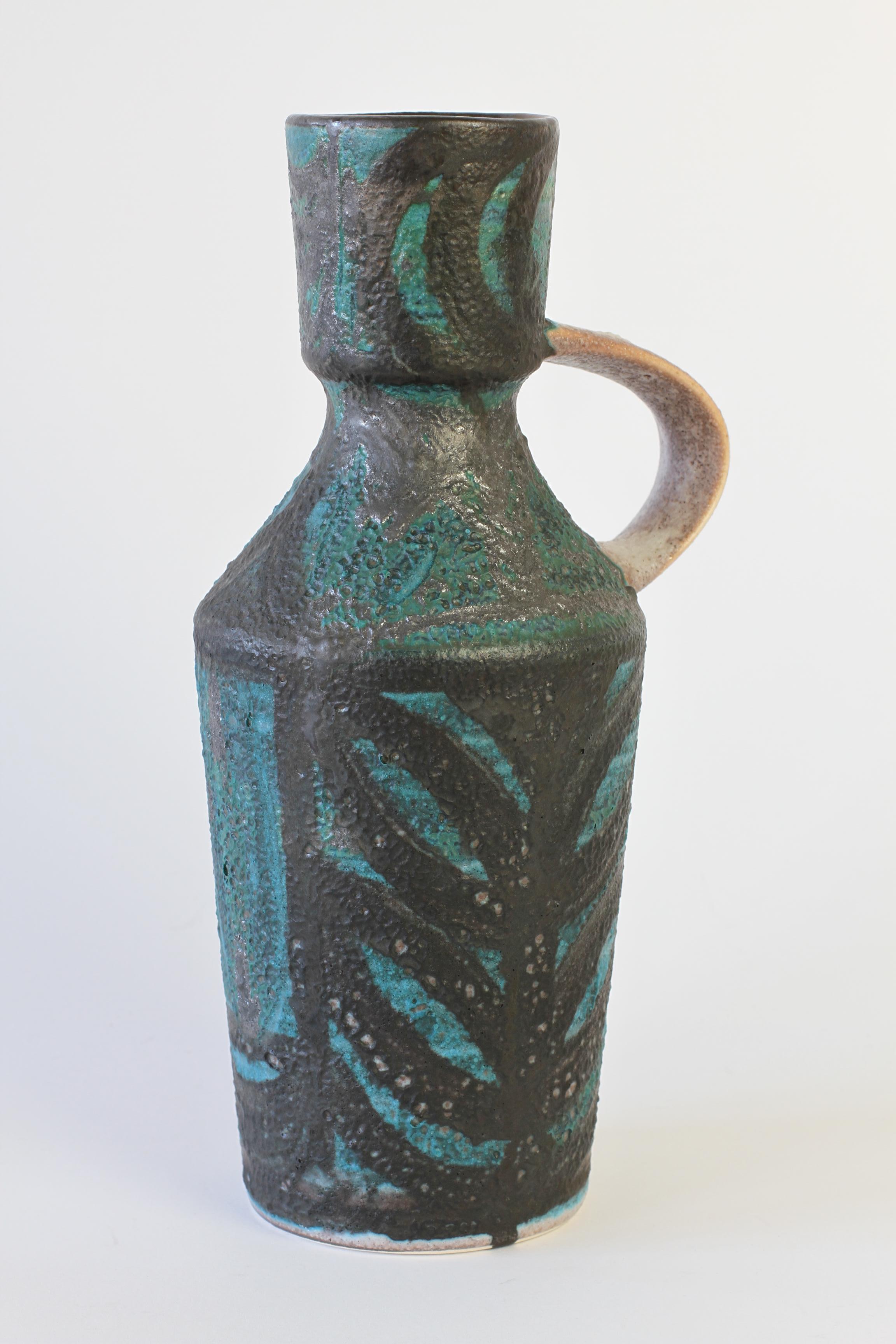 Vintage Midcentury Vase with Green and Black Lava Glaze Accents For Sale 6